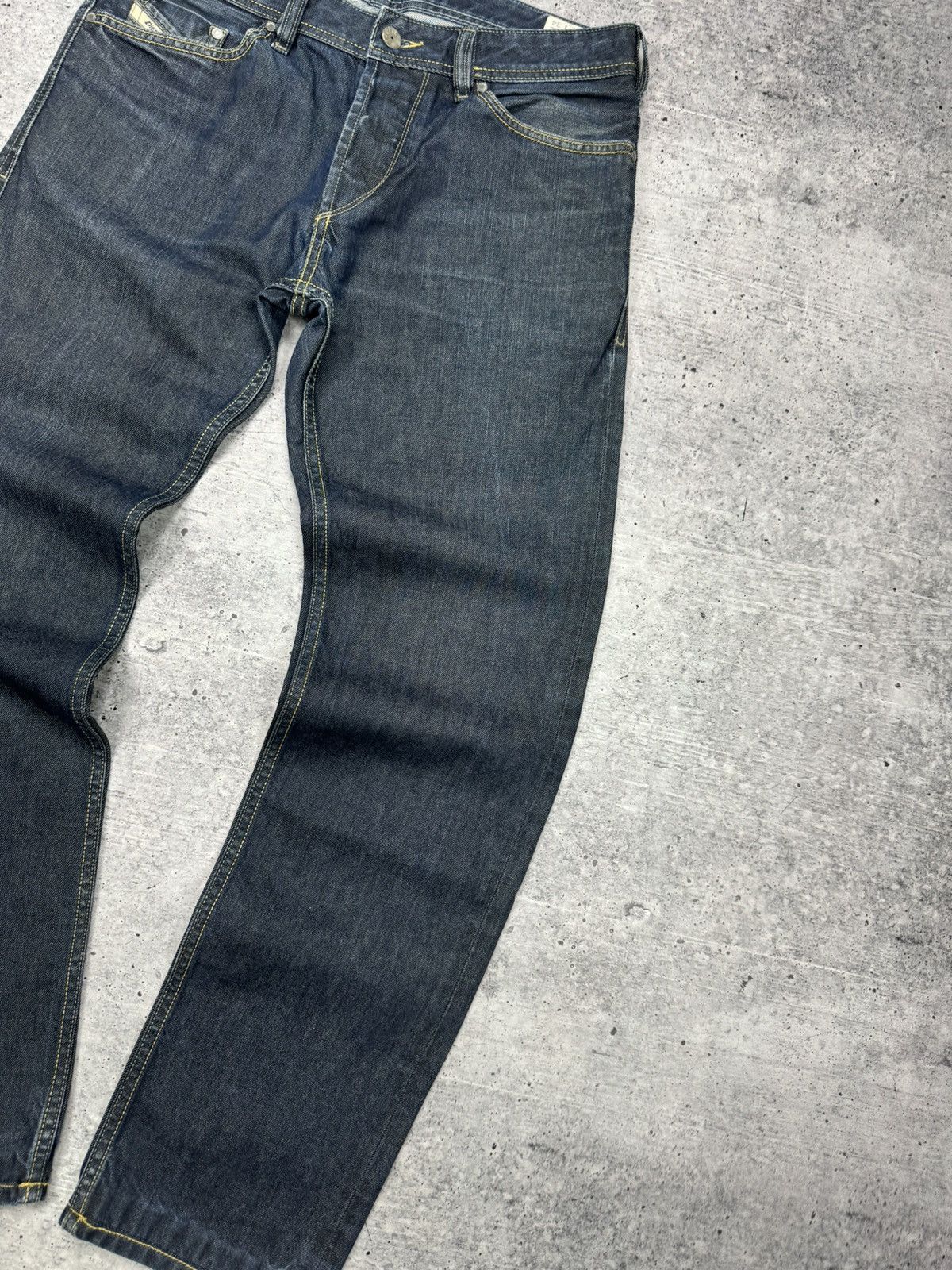 Diesel Vintage Diesel 90’s Y2K Style Classic Dark Blue Jeans Pants Size US 31 - 5 Thumbnail