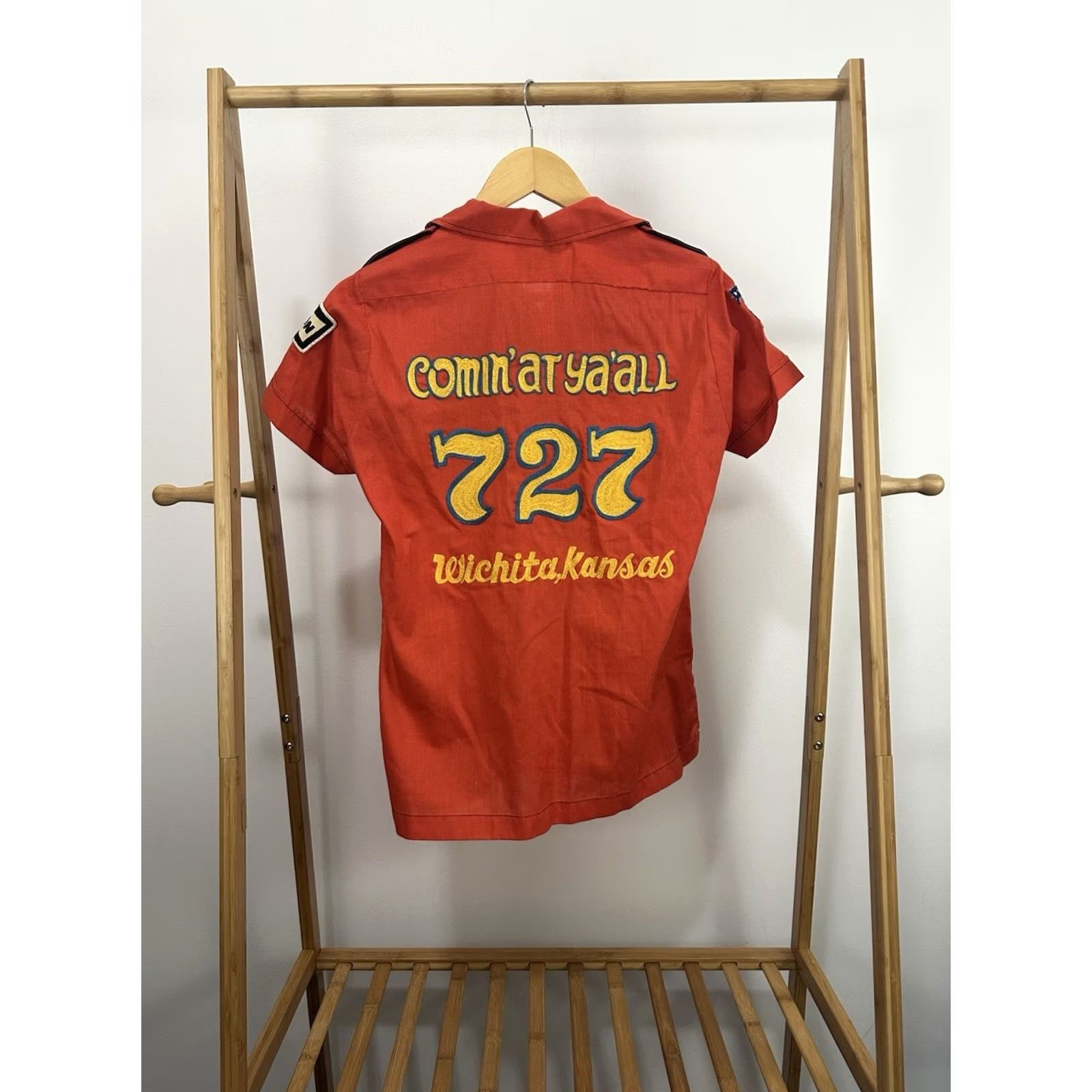 Vintage VTG 60s Wichita 727 Champion Spark Lenco Pennzoil Chain Stitch Pit Crew Shirt 32 Women Orange Red Button-Up Short Sleeve Size 32 Size XXS / US 00 / IT 34 - 2 Thumbnail
