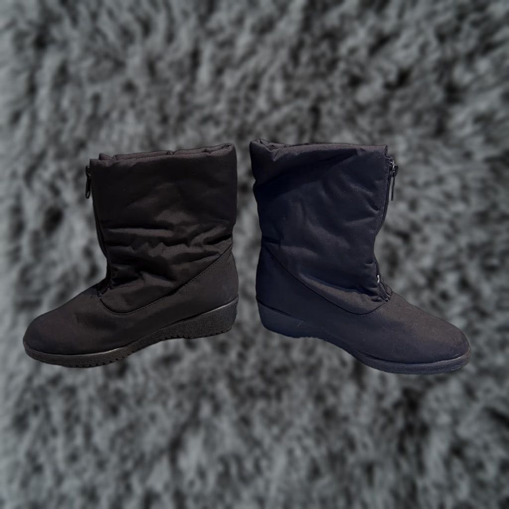 Vintage Toe Warmers Boots Size 7.5 WW Black Winter Snow Faux Fur Insulated Canada Womens Size US 8 / IT 38 - 1 Thumbnail