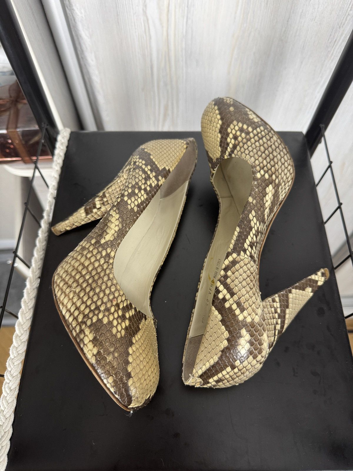 Bally BALLY Python Snake Skin Leather Pump Heels Shoes Size US 9.5 / IT 39.5 - 12 Thumbnail