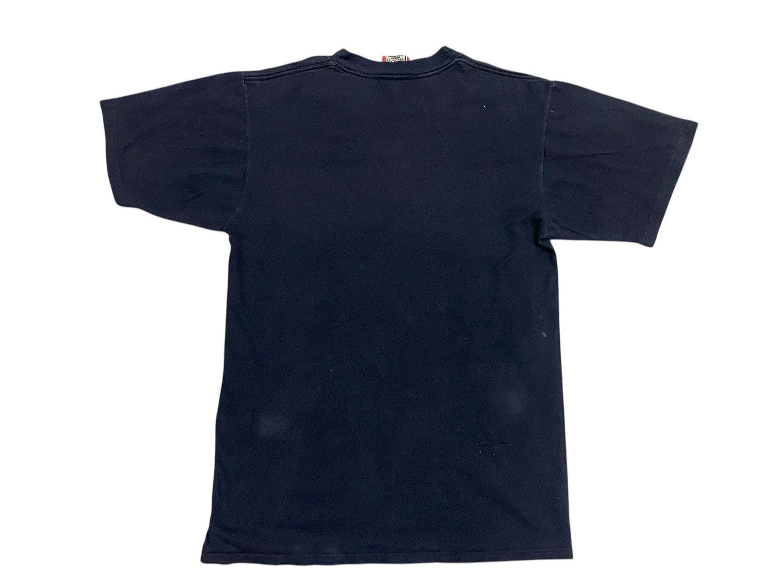 Disney × Mickey Mouse × Vintage Vintage Disney Mickey Mouse T-Shirt - Made in USA (Size M) Size US M / EU 48-50 / 2 - 2 Thumbnail