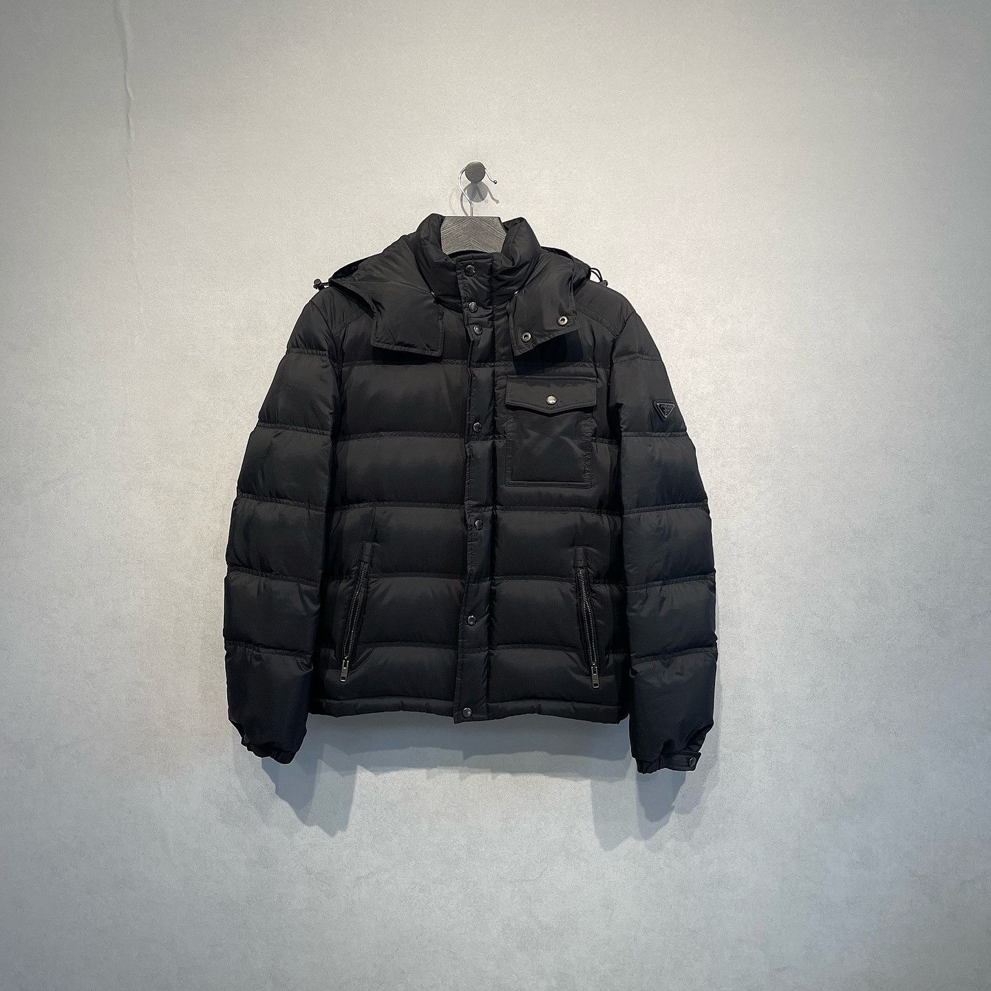 Prada Prada Logo Patch Hooded Puffer Jacket Size 48 Size US M / EU 48-50 / 2 - 1 Thumbnail