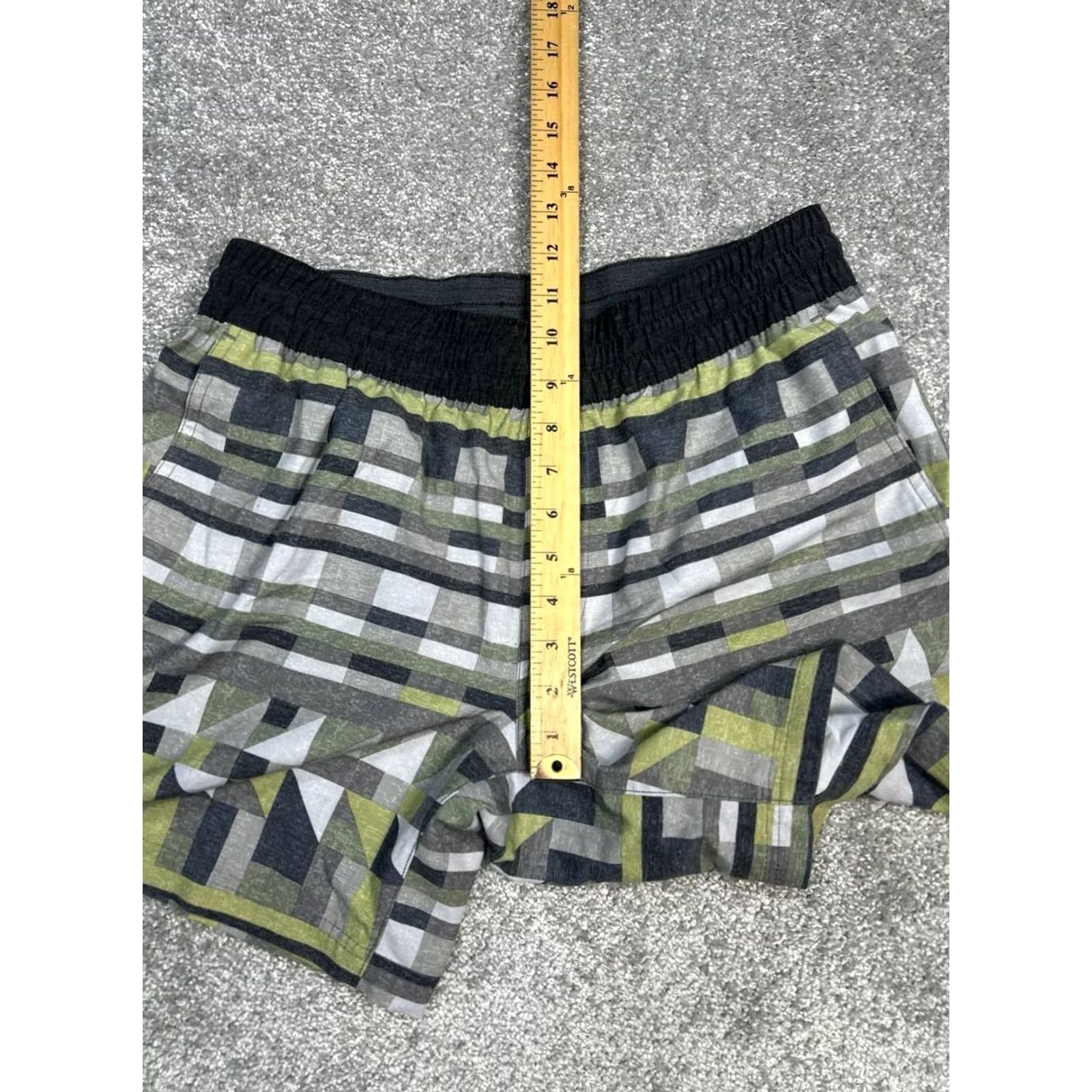 Prana prAna Breathe Shorts Multicolor Geometric Print Stretch Mid Rise Drawstring Women Medium Size 32" / US 10 / IT 46 - 4 Thumbnail