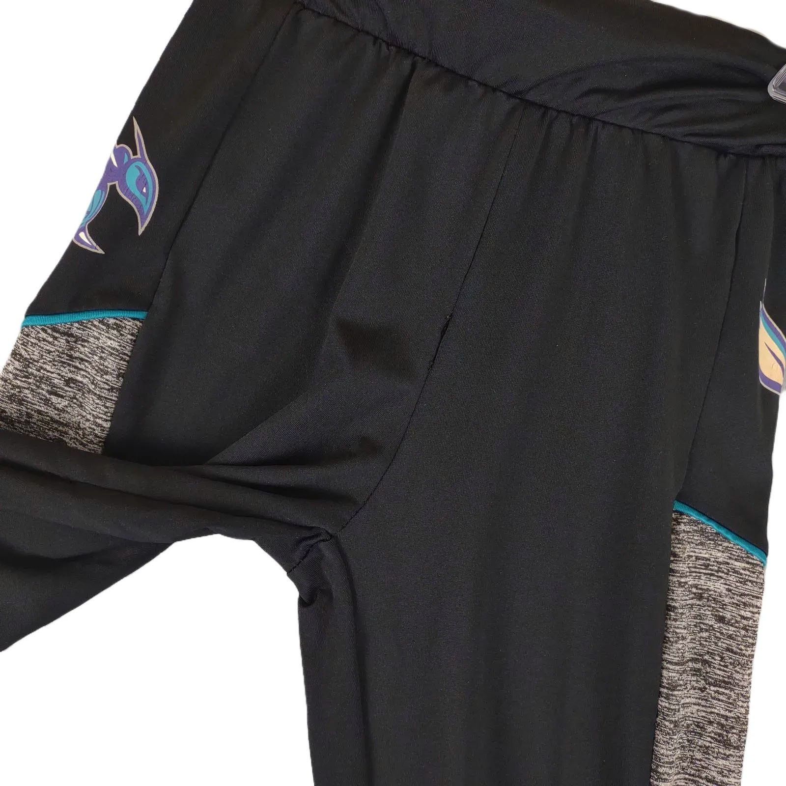NBA NBA Charlotte Hornets Basketball Ankle Leggings Size 27" / US 4 / IT 40 - 6 Thumbnail