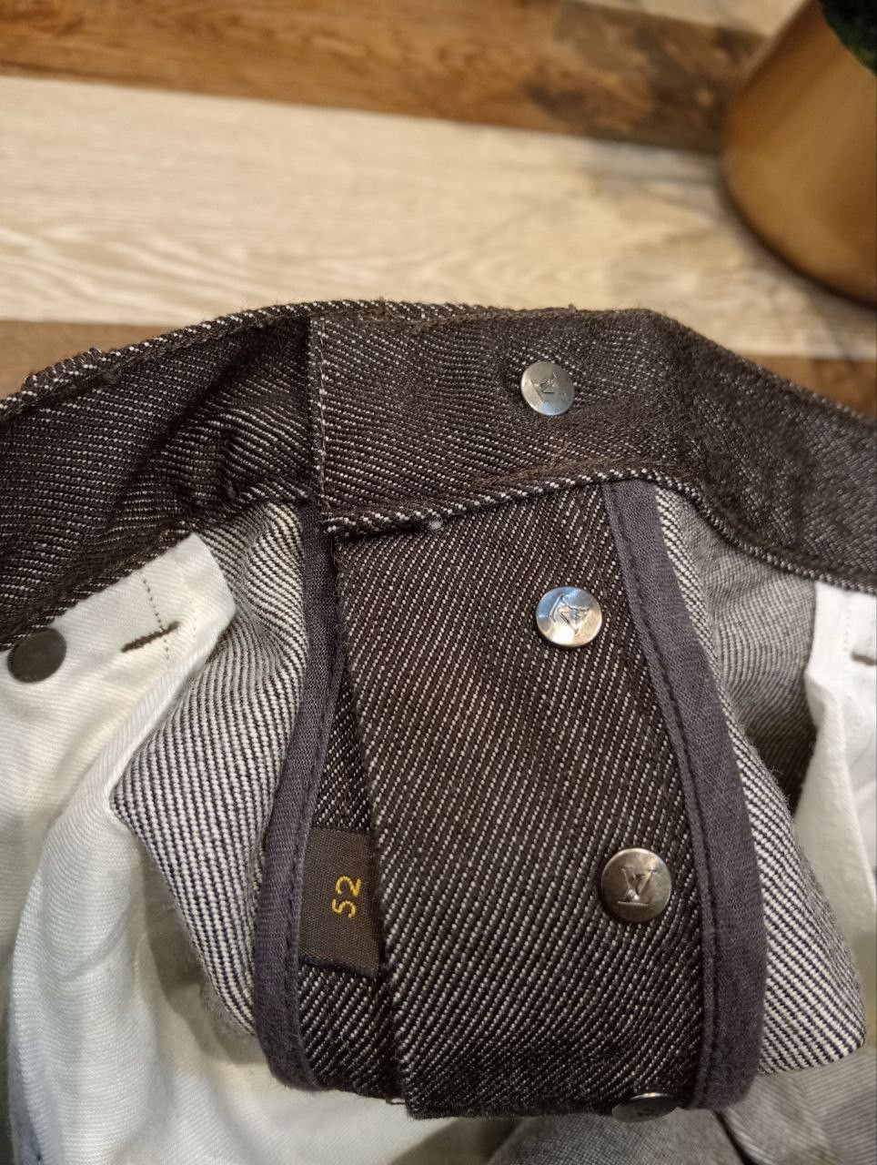 Louis Vuitton LUXURY LOUIS VUITTON COMBINE WOOL COTTON DENIM PANTS Size US 34 / EU 50 - 12 Thumbnail