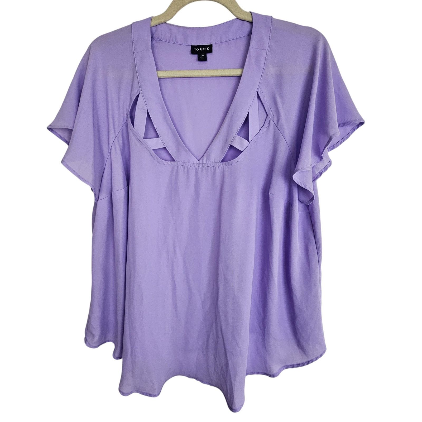 Torrid Torrid Womens Cut Out Flutter Sleeve V-Neck Top 00X Career Size XXS / US 00 / IT 34 - 2 Thumbnail