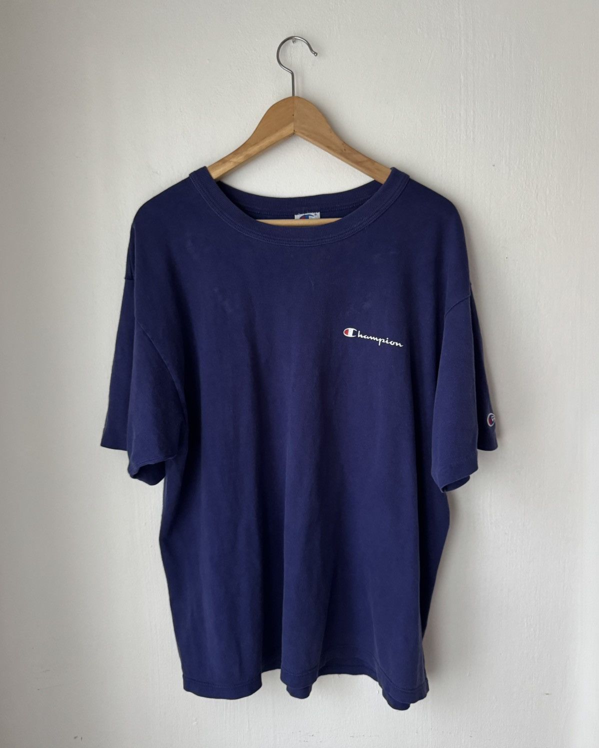 Champion Vintage Champion T-Shirt Size US XL / EU 56 / 4 - 1 Thumbnail