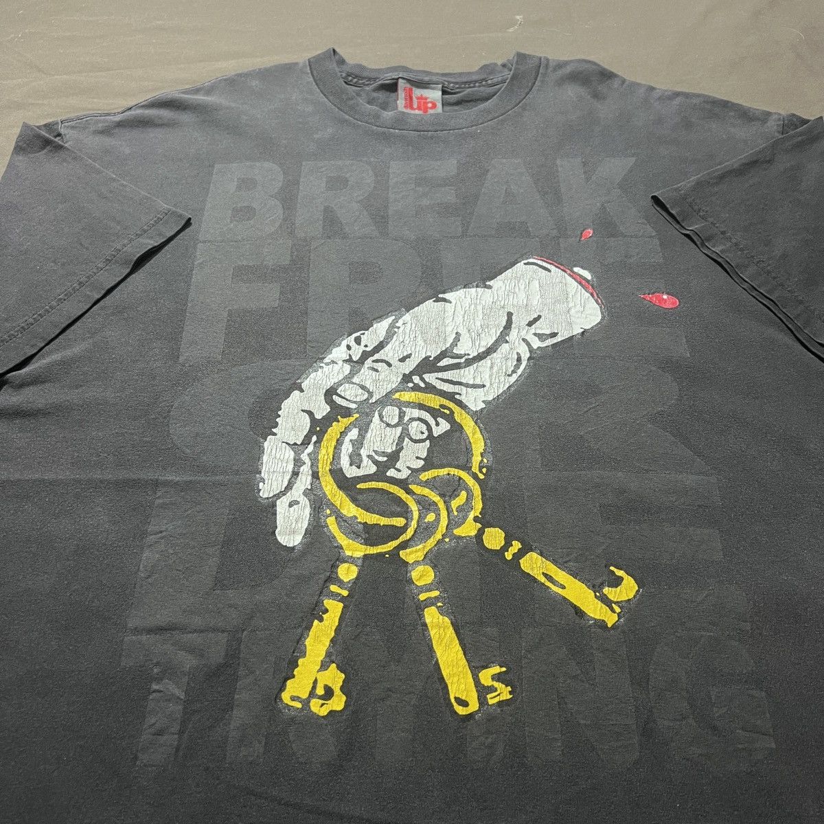 Vintage Y2K BreakFree or DieTrying Faded Oversize graphic streetwear Size US XXL / EU 58 / 5 - 1 Thumbnail