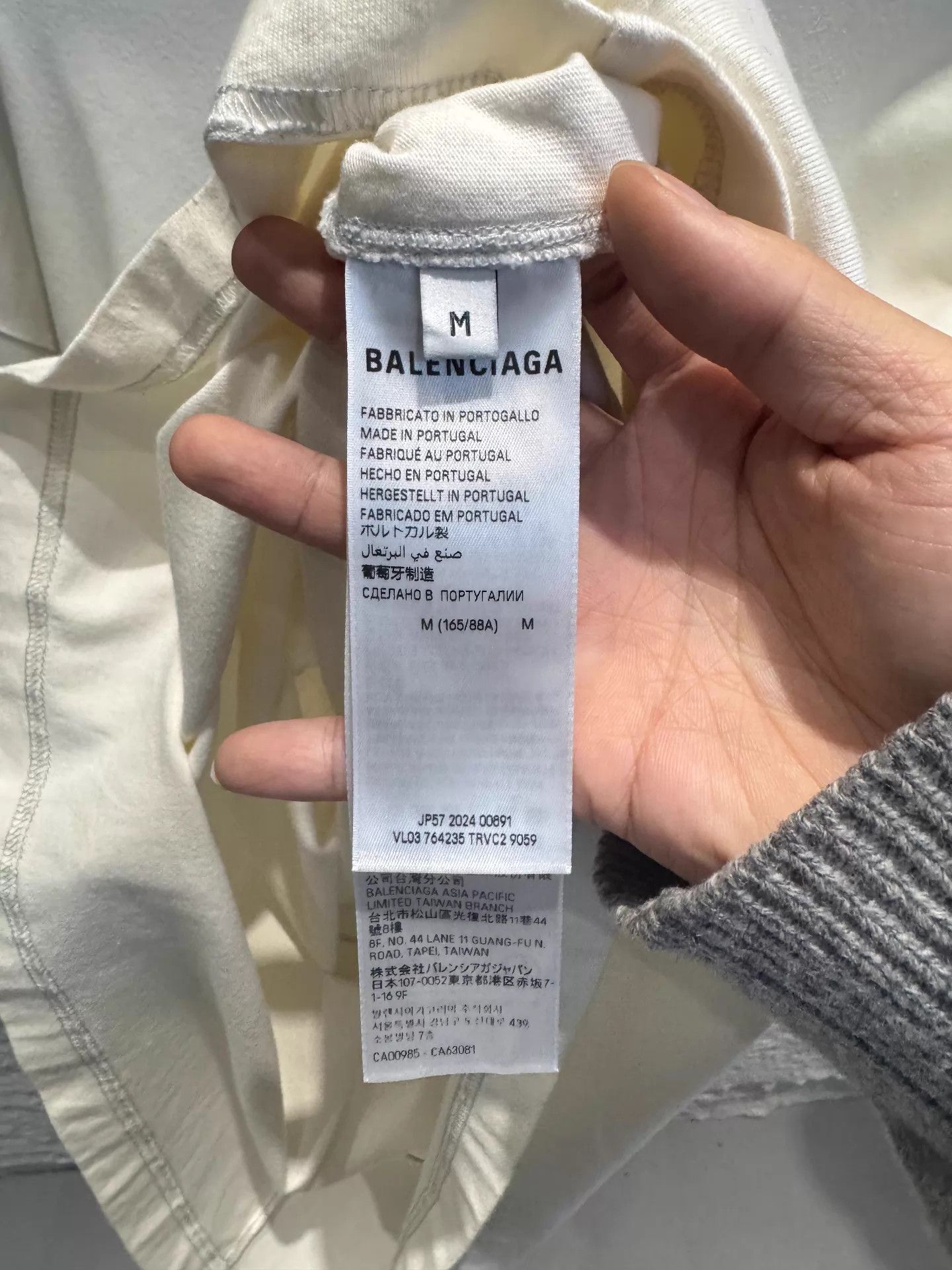 Balenciaga Balenciaga ss25 white blue logo short tee unisex M Size M / US 6-8 / IT 42-44 - 4 Thumbnail