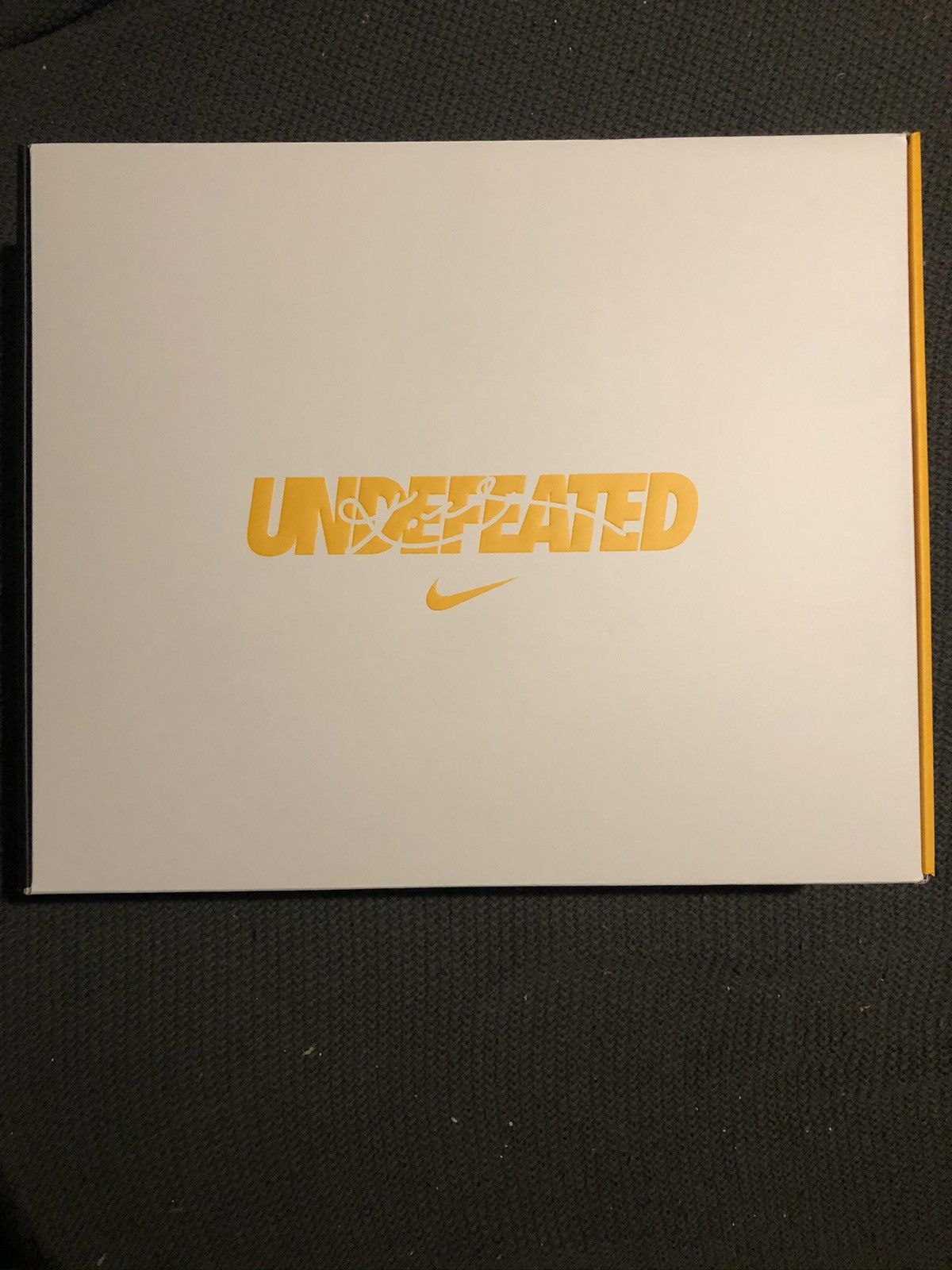 Nike × Undefeated Kobe V Protro Undefeated “What If” Pack Size US 9.5 / EU 42-43 - 9 Thumbnail