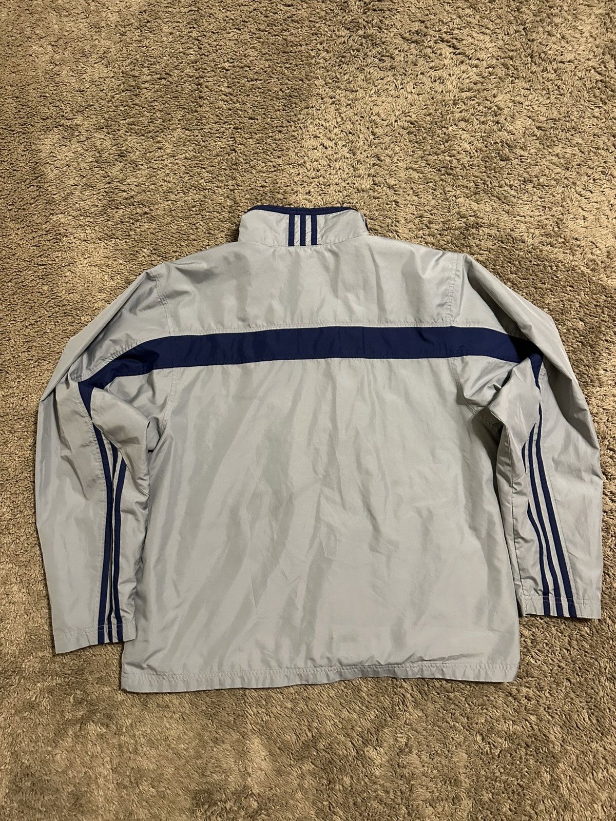 Adidas Vintage Adidas windbreaker jacket 00s size medium Size US M / EU 48-50 / 2 - 6 Thumbnail