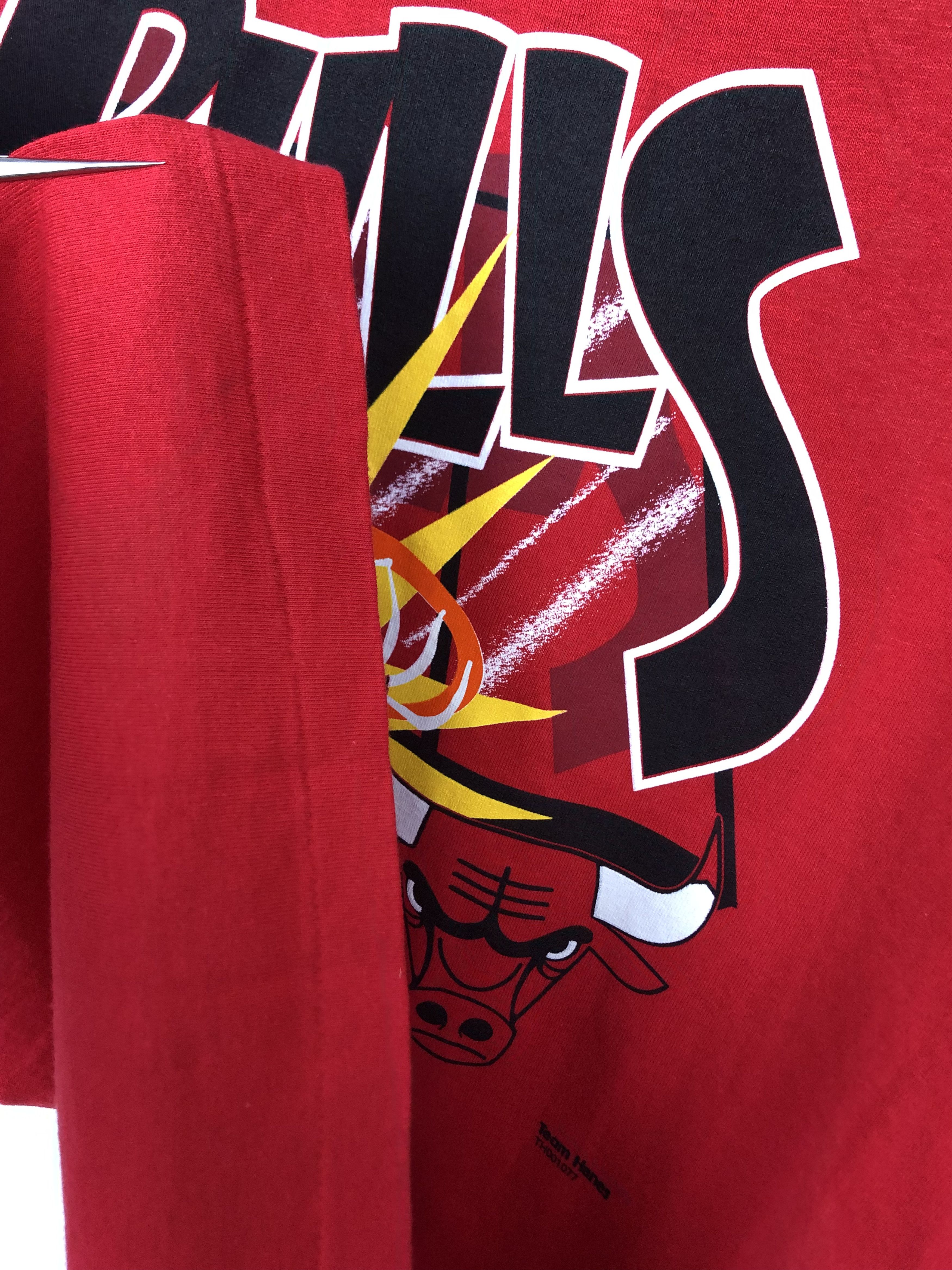 Vintage Vintage 90's Chicago Bulls NBA Shirt Over Print Tee Jordan Size US M / EU 48-50 / 2 - 10 Thumbnail