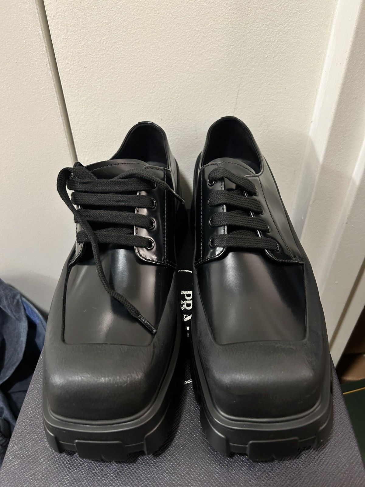 Prada PRADA BRUSHED LEATHER DERBY SHOES BLACK 2EG411-055-F0002 Size US 7 / EU 40 - 8 Thumbnail