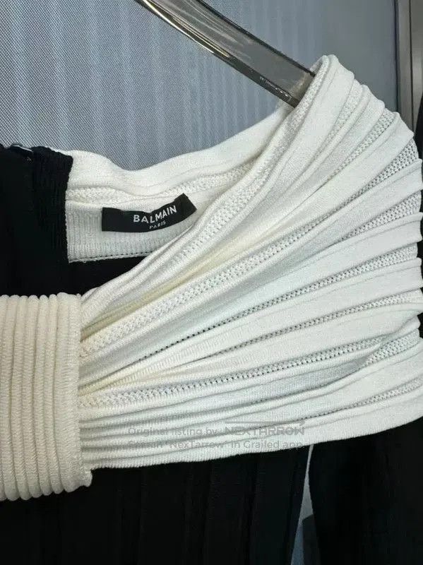Balmain Balmain Black Women's Dress with Off-White Details . Size S / US 4 / IT 40 - 3 Thumbnail