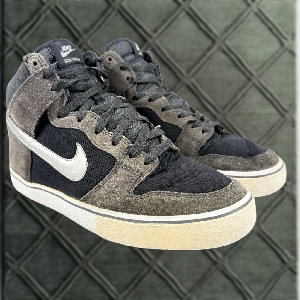 Nike Nike Dunk High Sneakers Men 9.5 Black Cool Grey 487924-002 Rare Jordan Kobe High Top Athletic Shoes Size US 9 / EU 42 - 1 Thumbnail