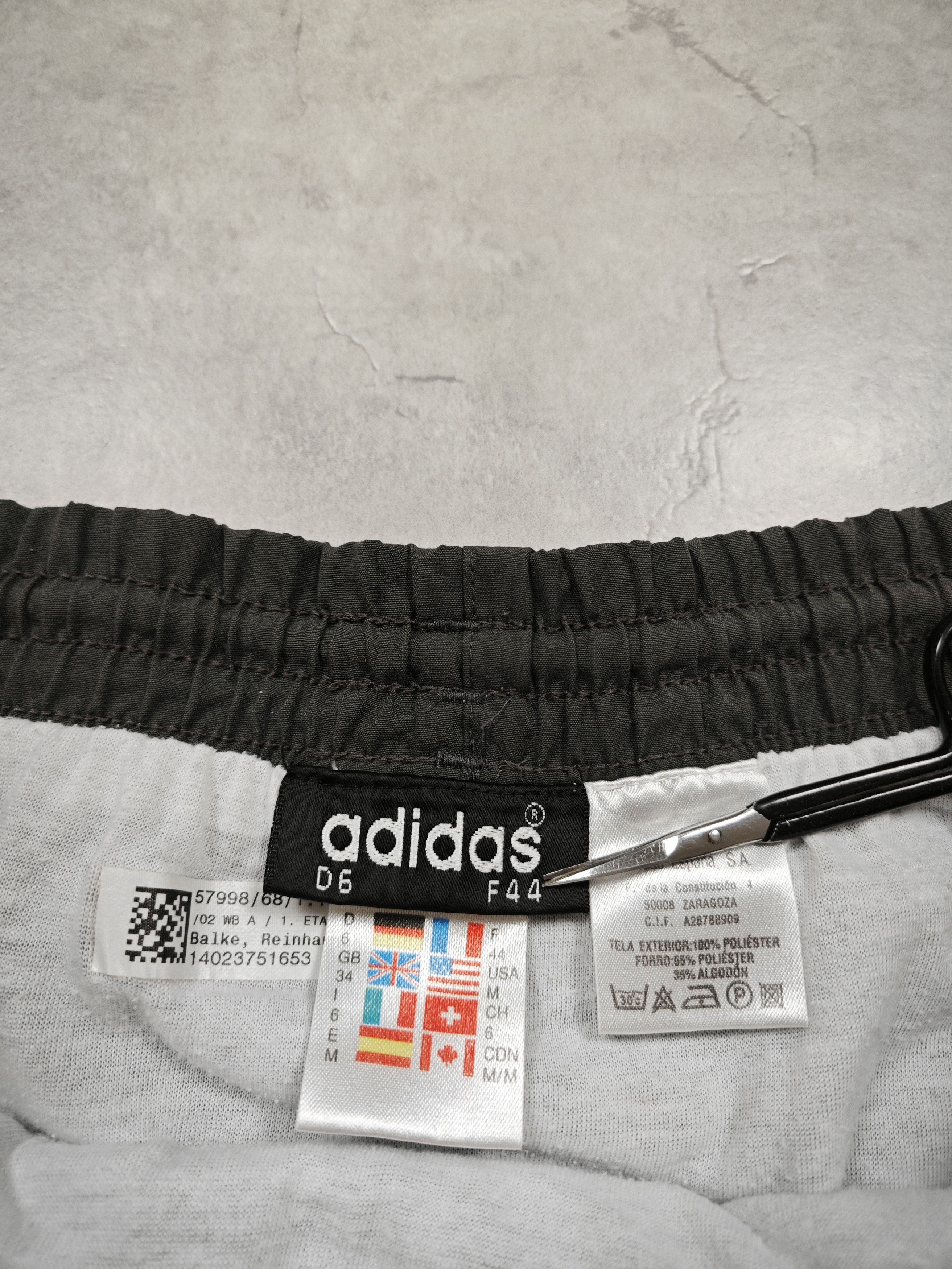 Adidas Adidas Vintage Shorts Size US 35 - 4 Thumbnail