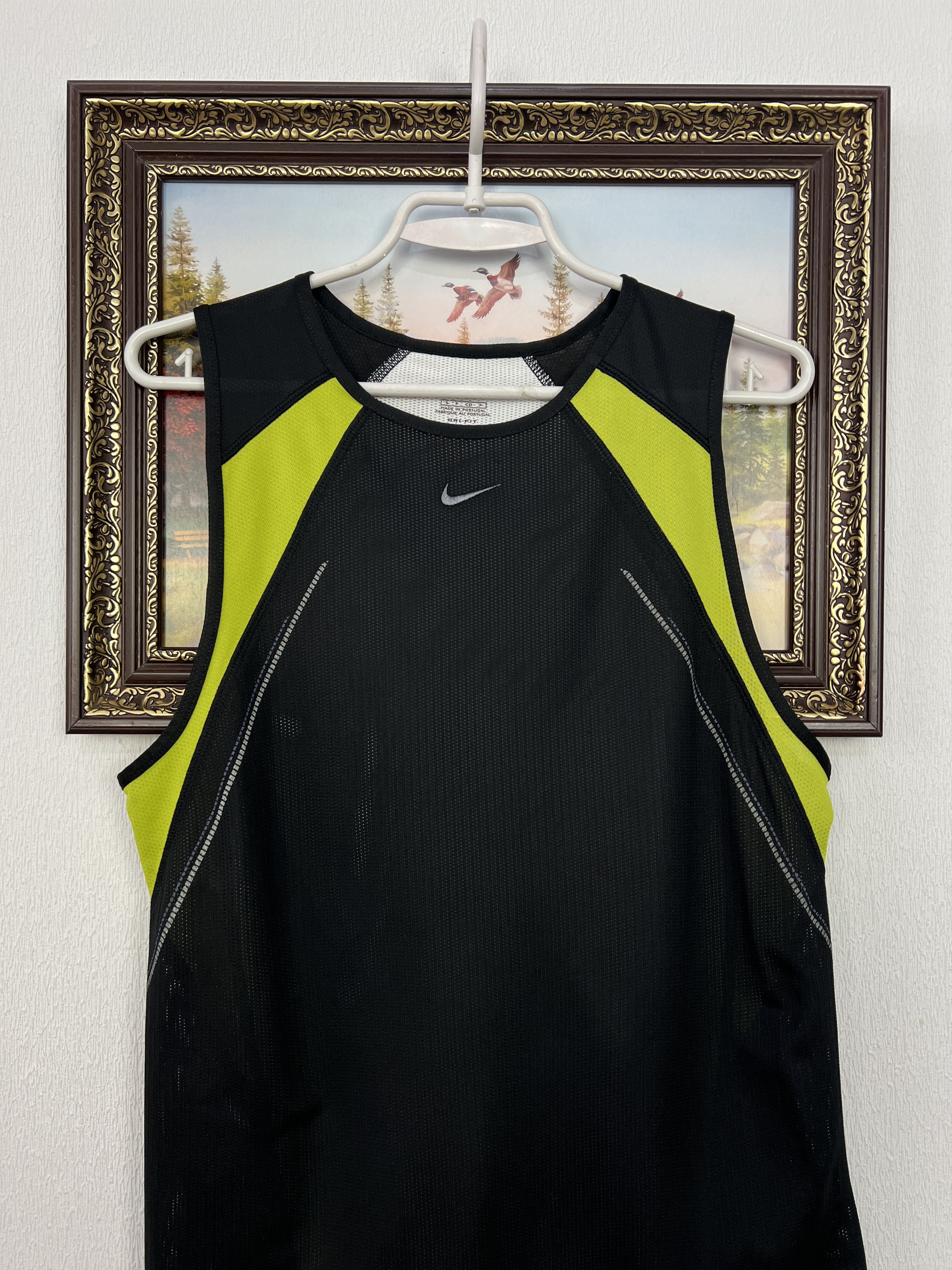 Nike Vintage 2000's Nike Train Vest Sport Tank Top Shirt Jersey Size US S / EU 44-46 / 1 - 2 Thumbnail