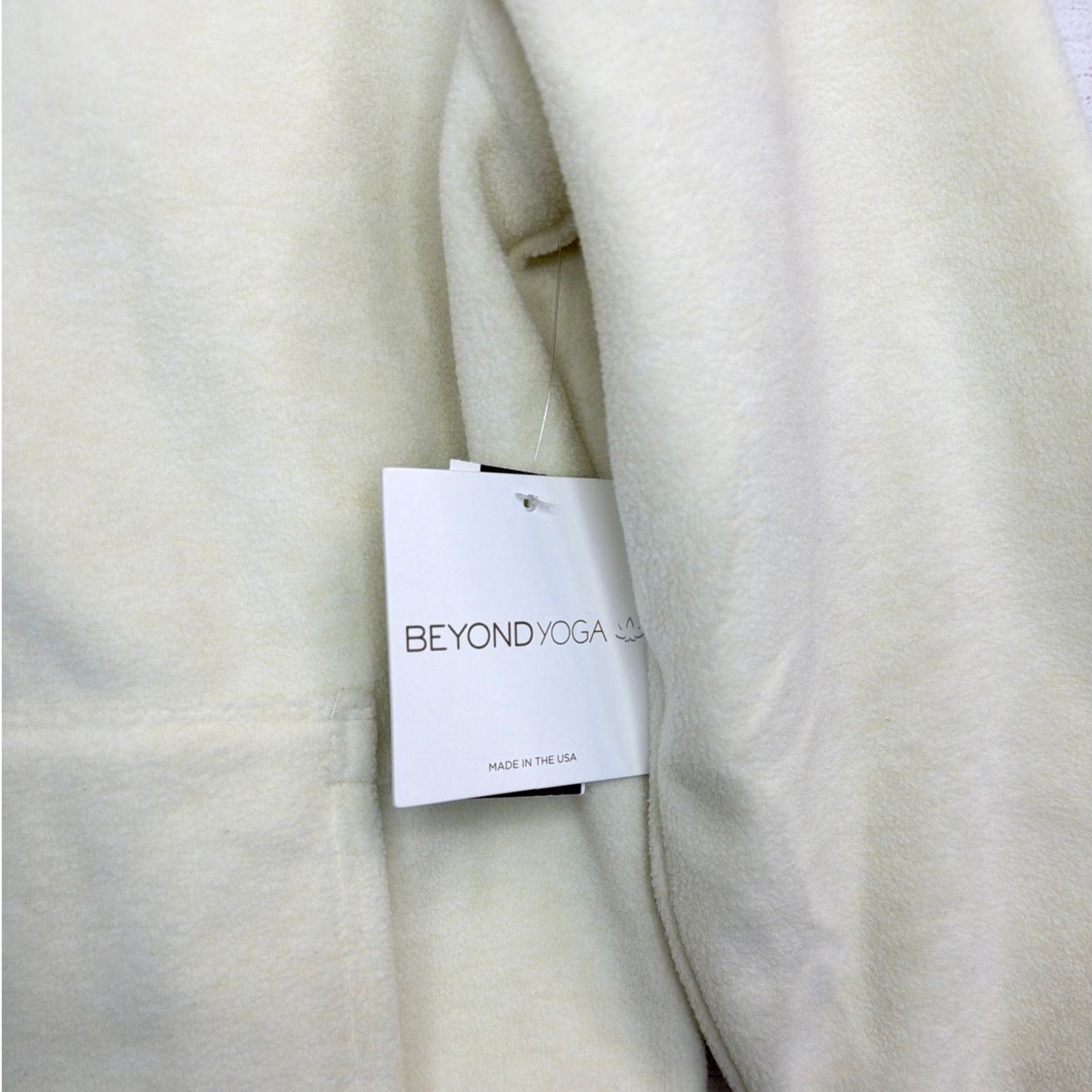 Beyond Yoga NWT Beyond Yoga Terrain Pull Over In Cream Sweater Size L Size L / US 10 / IT 46 - 5 Thumbnail