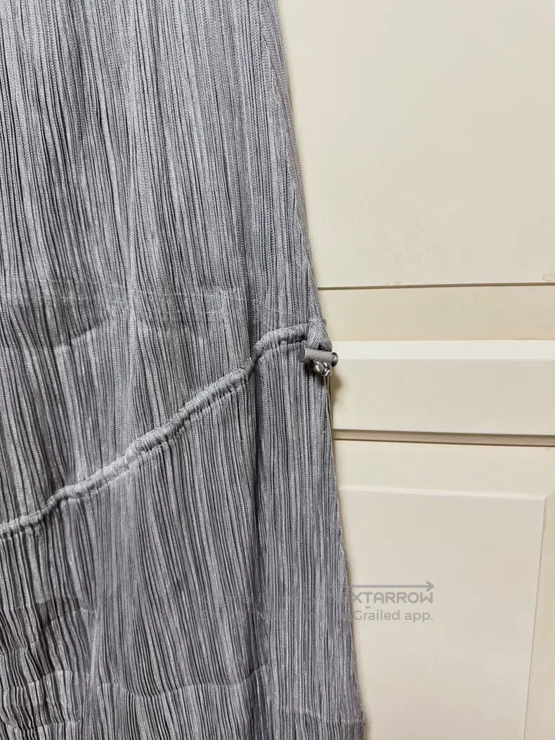Issey Miyake Issey Miyake Gray Ruched Midi Skirt Size 26" / US 2 / IT 38 - 7 Thumbnail