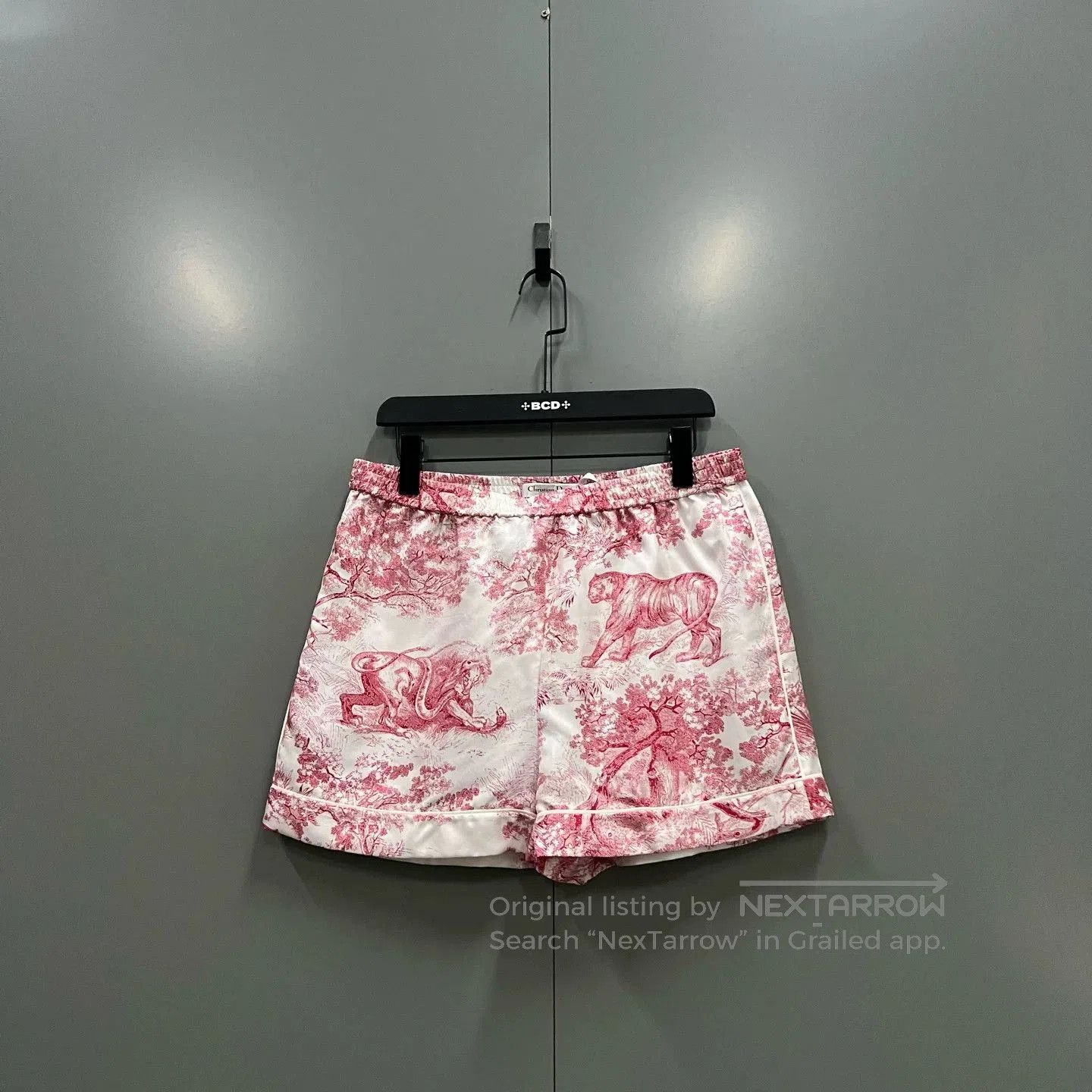 Dior Dior Silk Twill Animal Print Shorts. Size 33" - 1 Thumbnail