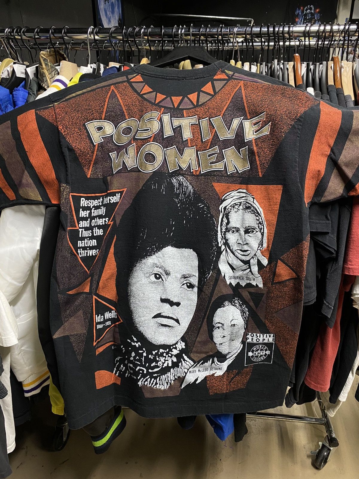 Vintage 90’s Vintage Positive Women Black History Month Tee Shirt XL Size US XL / EU 56 / 4 - 1 Thumbnail