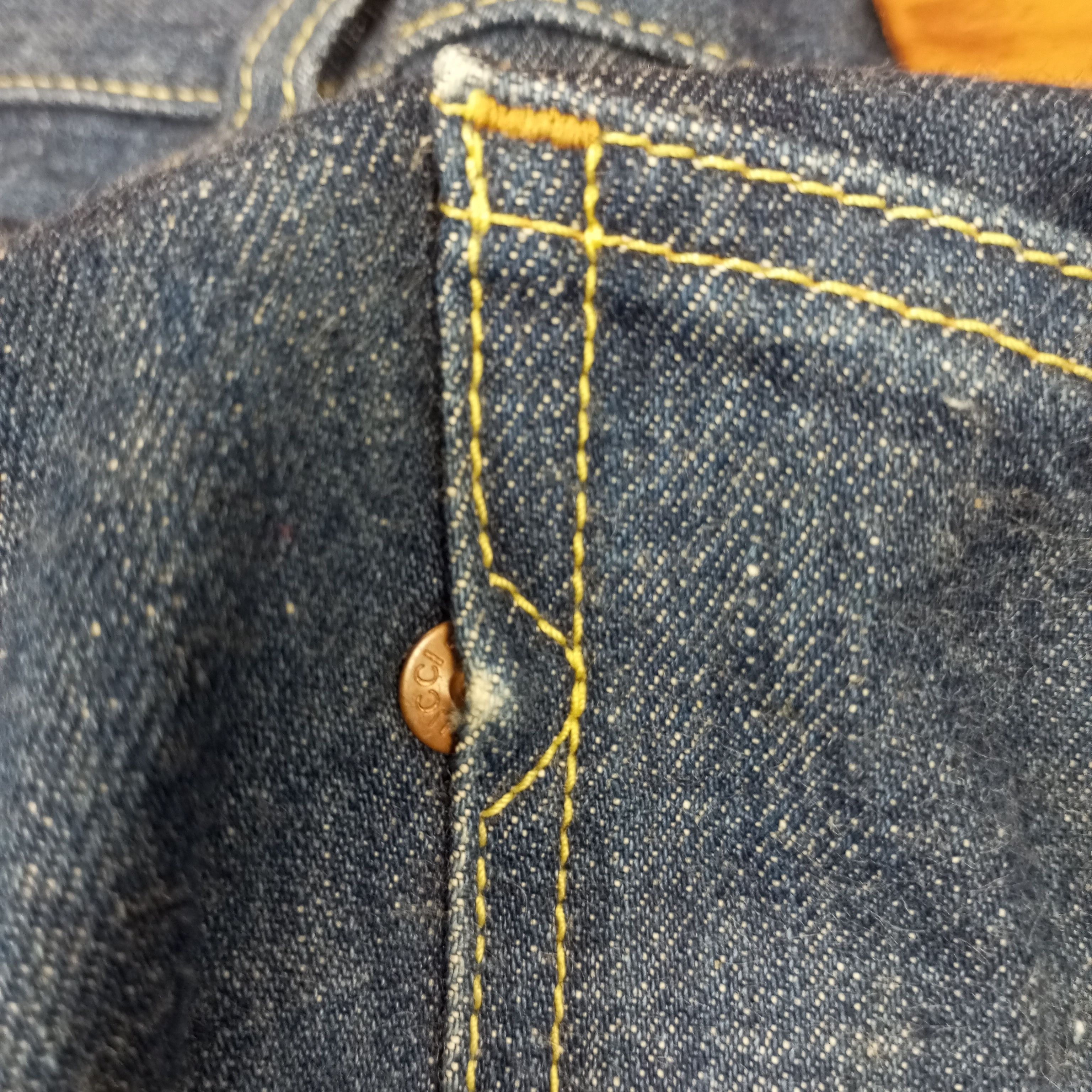 Gucci × Vintage Gucci Luxury Brand Distressed Short Jeans Size US 27 - 15 Thumbnail