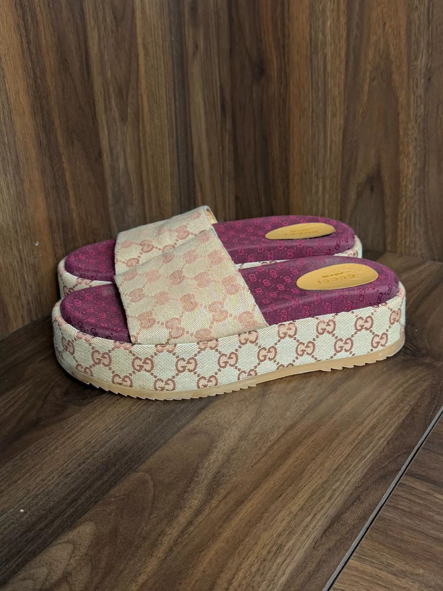 Gucci Gucci Sandals us_9 Women Size US 9 / IT 39 - 1 Thumbnail