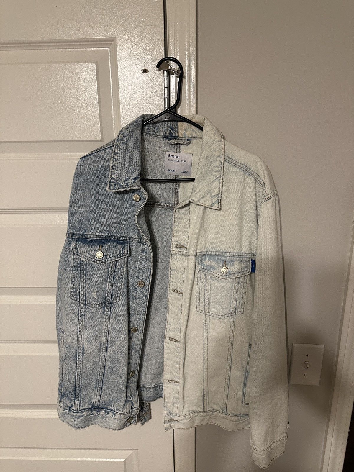 Bershka Two tone denim jacket Size US XL / EU 56 / 4 - 1 Thumbnail