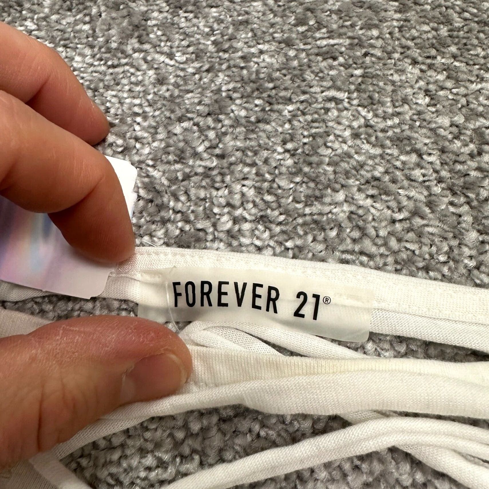Forever 21 FOREVER 21 Swimwear Cover Up Womens S White Solid Ripped Beach Sleeveless Vintage: No ? Size ONE SIZE - 6 Thumbnail