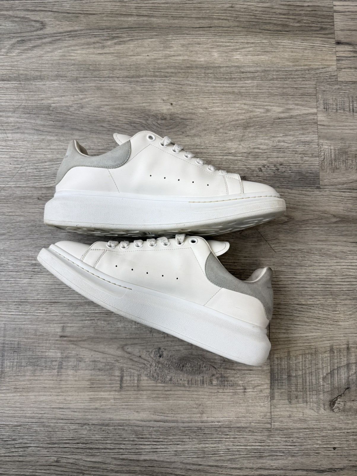 Alexander McQueen Alexander McQueen - Oversized Sneaker (Grey) Size US 13 / EU 46 - 3 Thumbnail