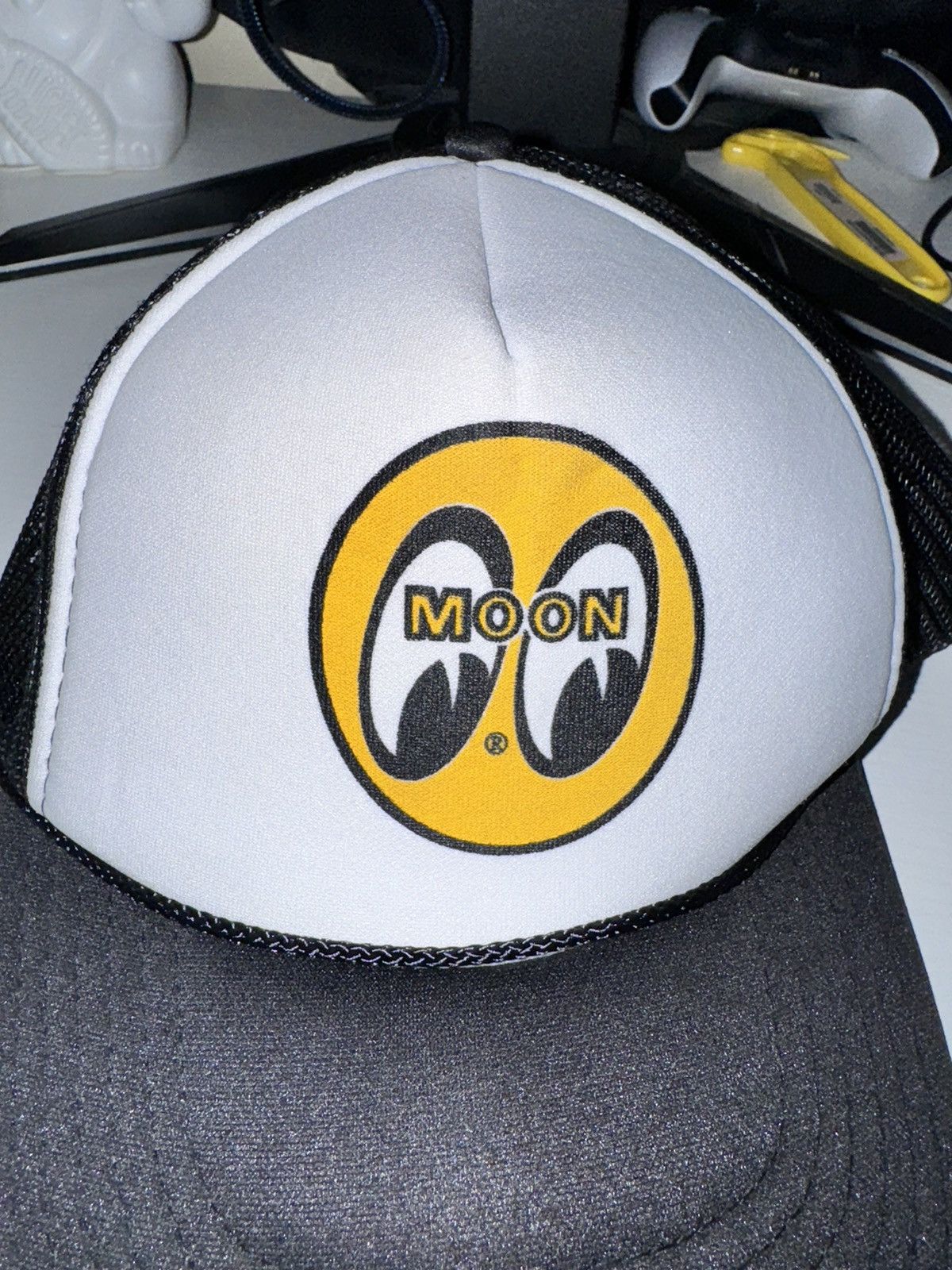 Other × Vintage MOONEYES - MOON Logo Trucker Hat Size ONE SIZE - 4 Thumbnail