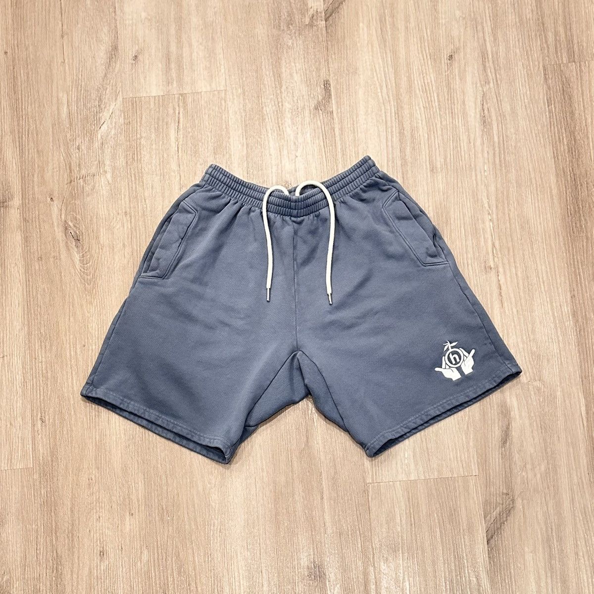 HIDDEN HIDDEN NATURE HANDS SWEAT SHORTS Size US 32 / EU 48 - 1 Thumbnail