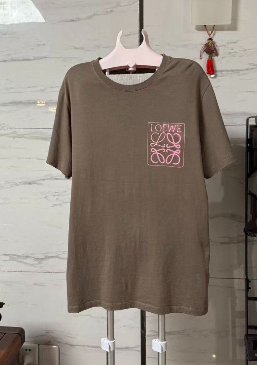 Loewe loewe Brown short sleeves 2505-Nextarrow Size US XL / EU 56 / 4 - 1 Thumbnail