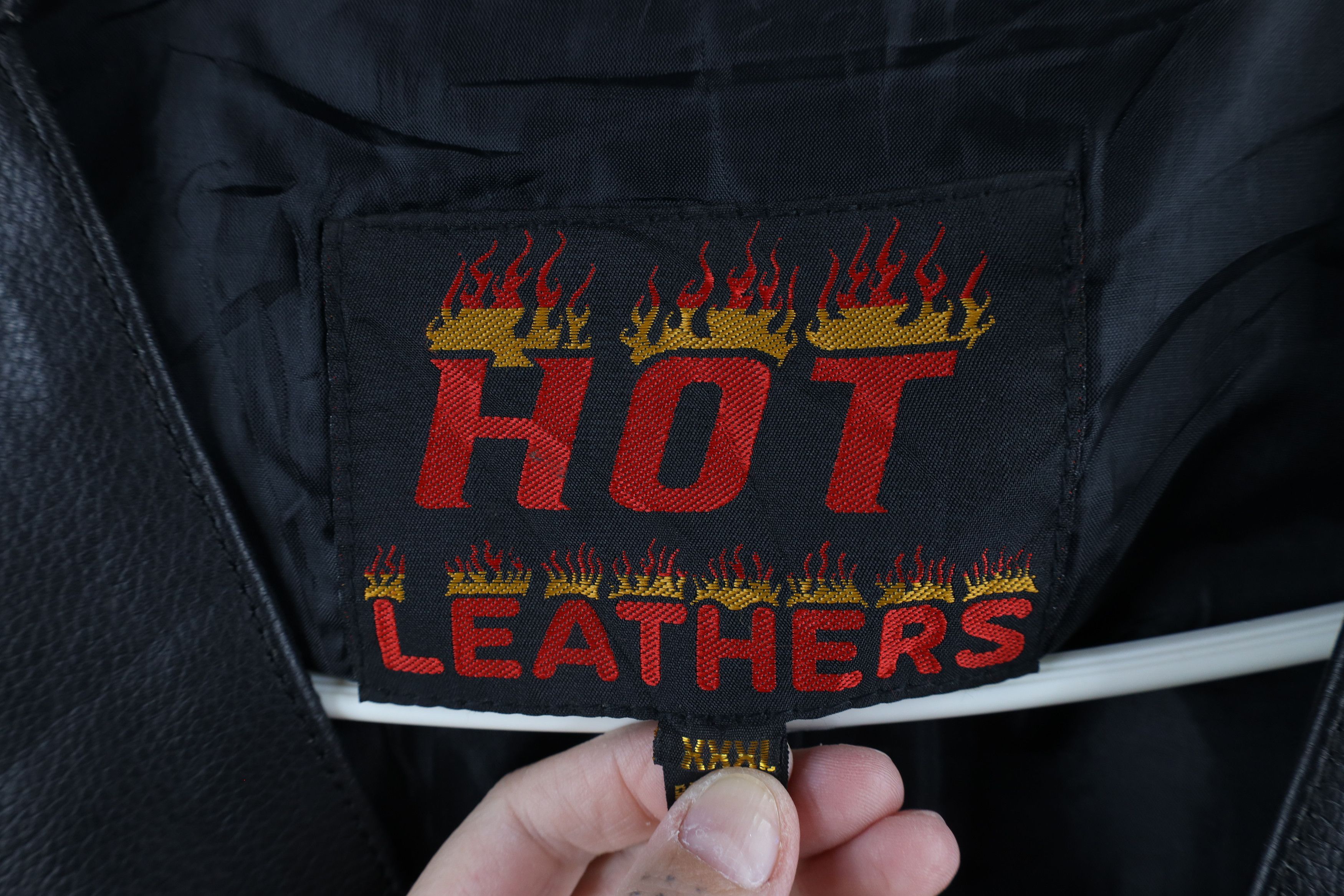 Vintage Vintage Streetwear Eagle Fire Flames Leather Motorcycle Vest Size US XXL / EU 58 / 5 - 5 Thumbnail