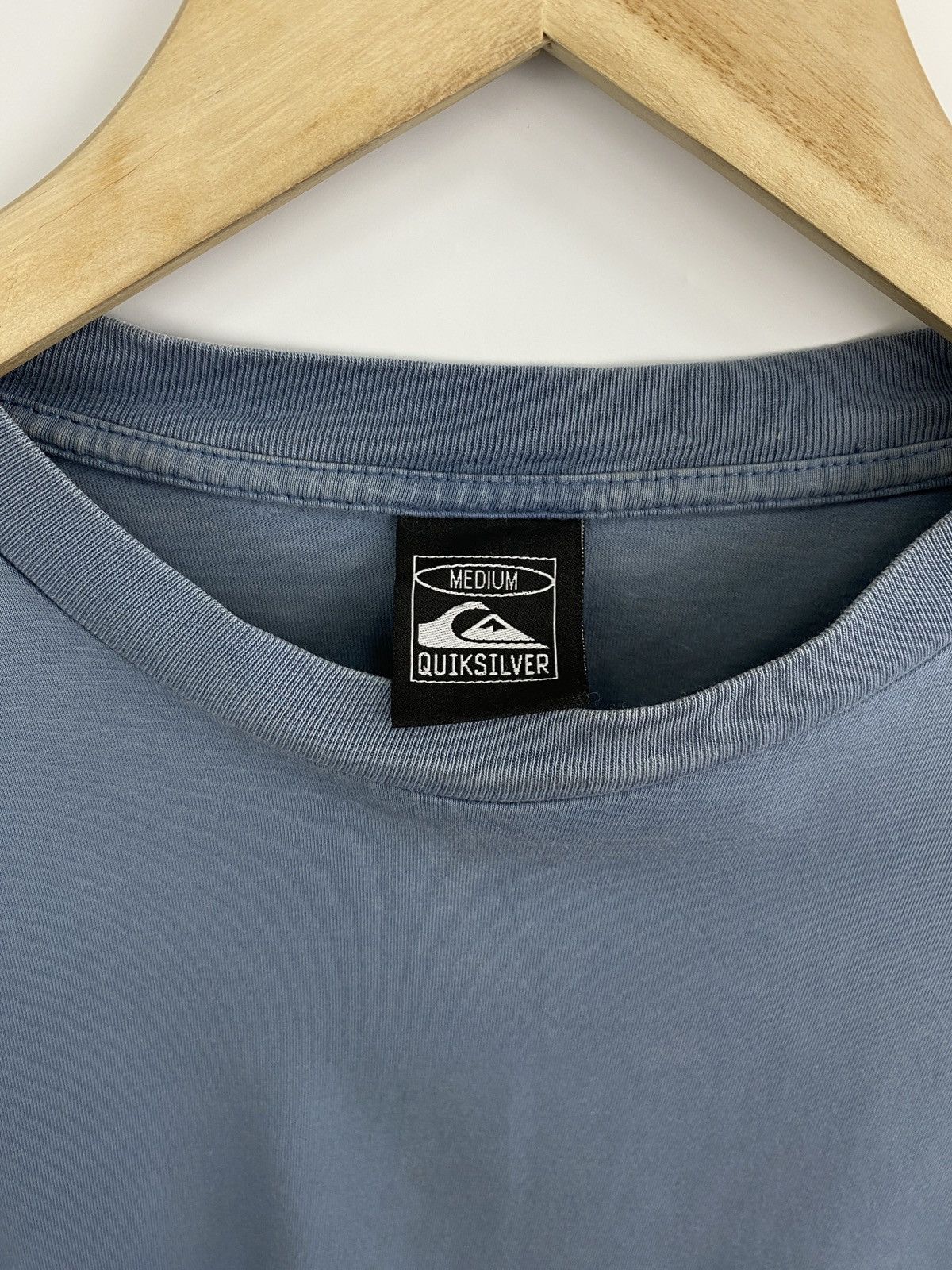 Quiksilver × Vintage Vintage 90s Quiksilver ski skateboard surfing t-shirt Size US M / EU 48-50 / 2 - 8 Thumbnail