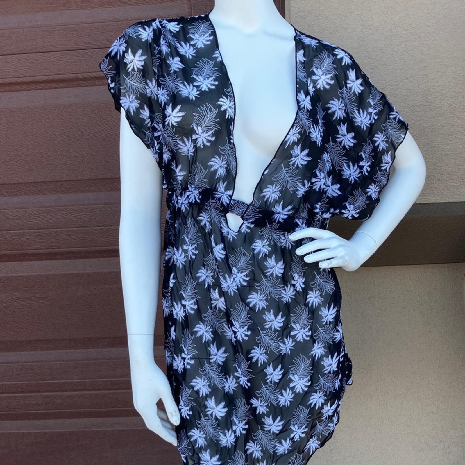 Other NWT Miken Swim Sheer Black & White Floral Swim Coverup Size ONE SIZE - 1 Thumbnail
