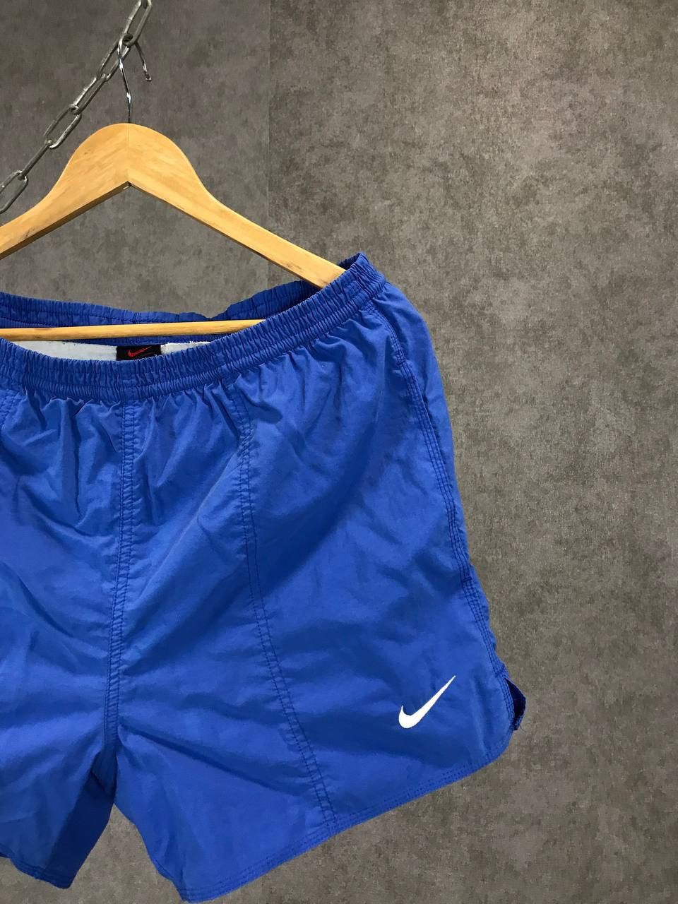 Nike Nike swoosh vintage shorts Size US 32 / EU 48 - 2 Thumbnail