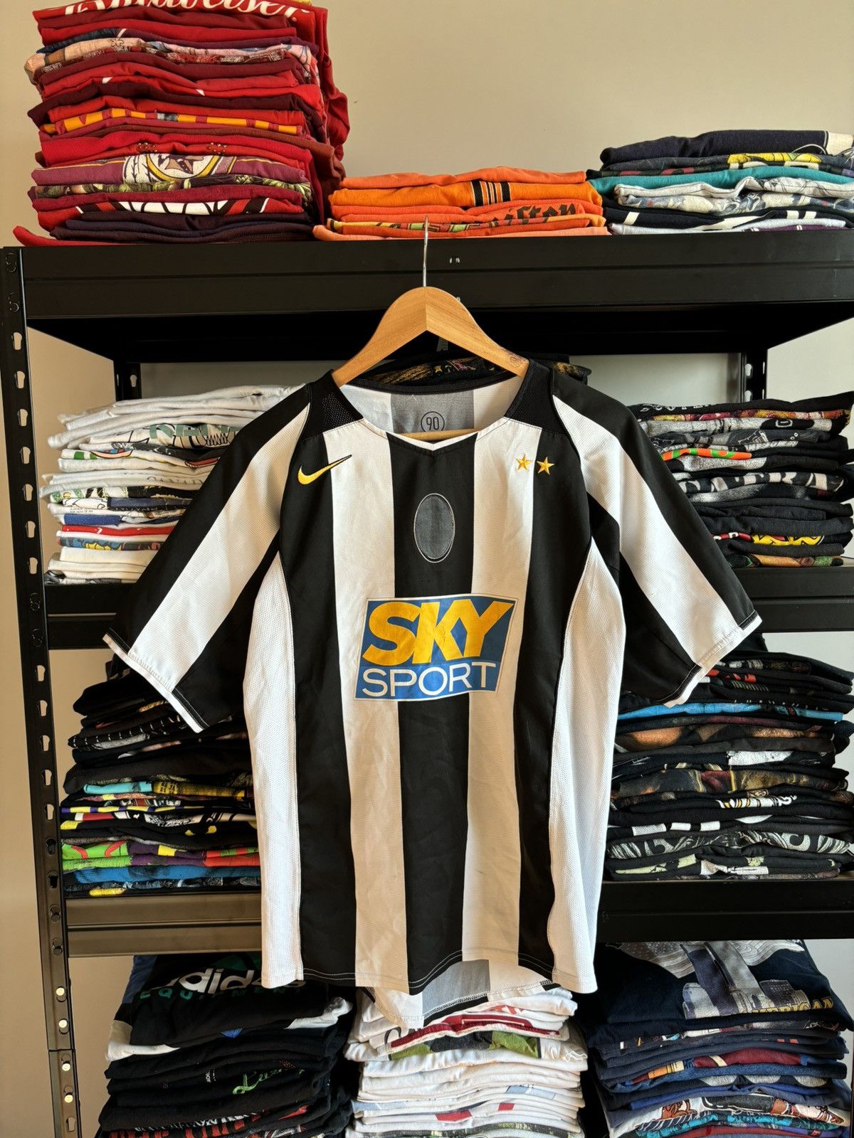 Nike 2004-5 Vintage Nike Juventus Soccer Jersey Home Size S Size US S / EU 44-46 / 1 - 1 Thumbnail