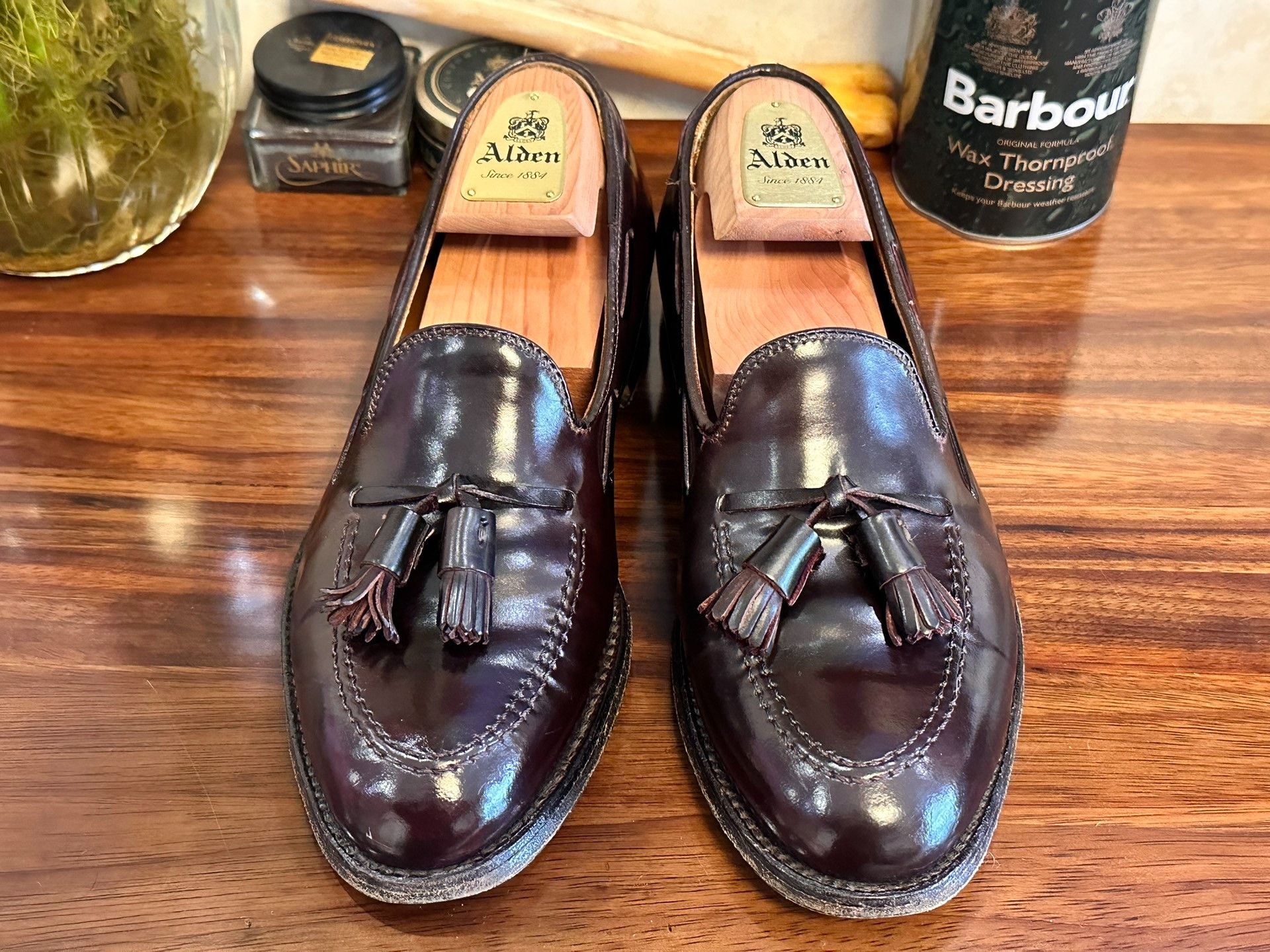 Alden Alden Shell Cordovan Loafer 563 Size US 7.5 / EU 40-41 - 1 Thumbnail