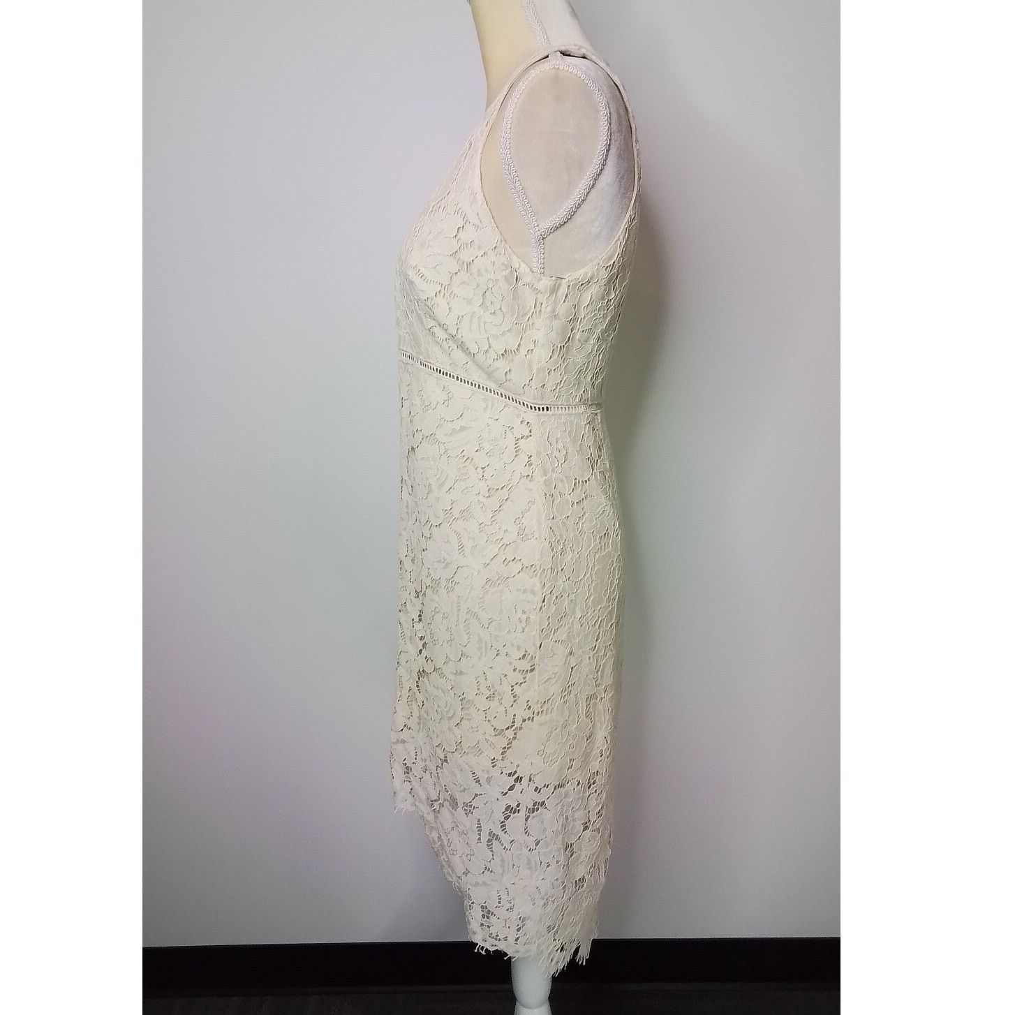 ASTR The Label Astr Lace Dress Women's Medium Off-White NWT Size M / US 6-8 / IT 42-44 - 4 Thumbnail