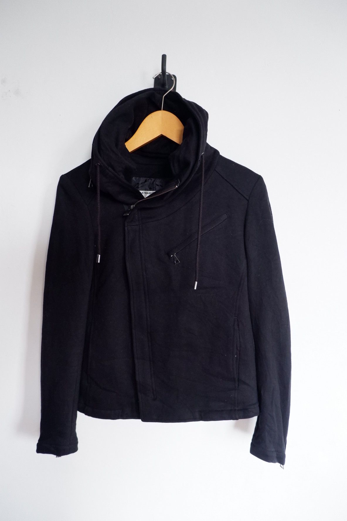 Katharine Hamnett London 2000s Katharine Hamnett London Asymetric Hoodie Jacket Size US S / EU 44-46 / 1 - 3 Thumbnail
