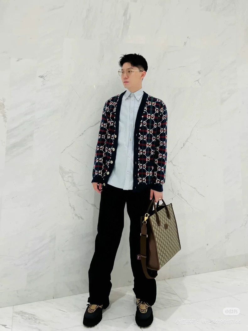 Gucci Gucci Black and red full logo old flower knitted cardigan Size US M / EU 48-50 / 2 - 8 Thumbnail
