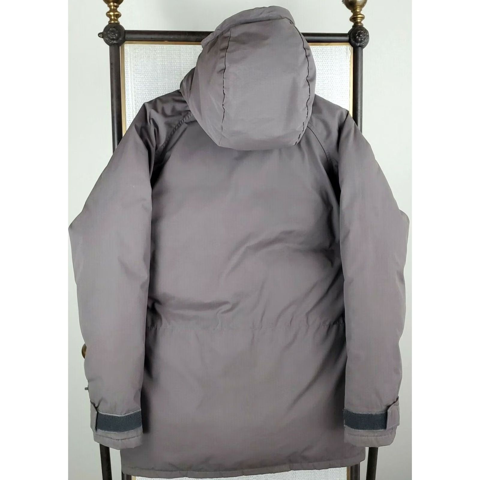 The North Face VTG The North Face Jacket Mens Down Sierra Hooded Puffer Gray Large 80s Vintage Coat Wind-Resistant Water-Resistant Burn Label USA Made - 1980s Size US L / EU 52-54 / 3 - 4 Thumbnail