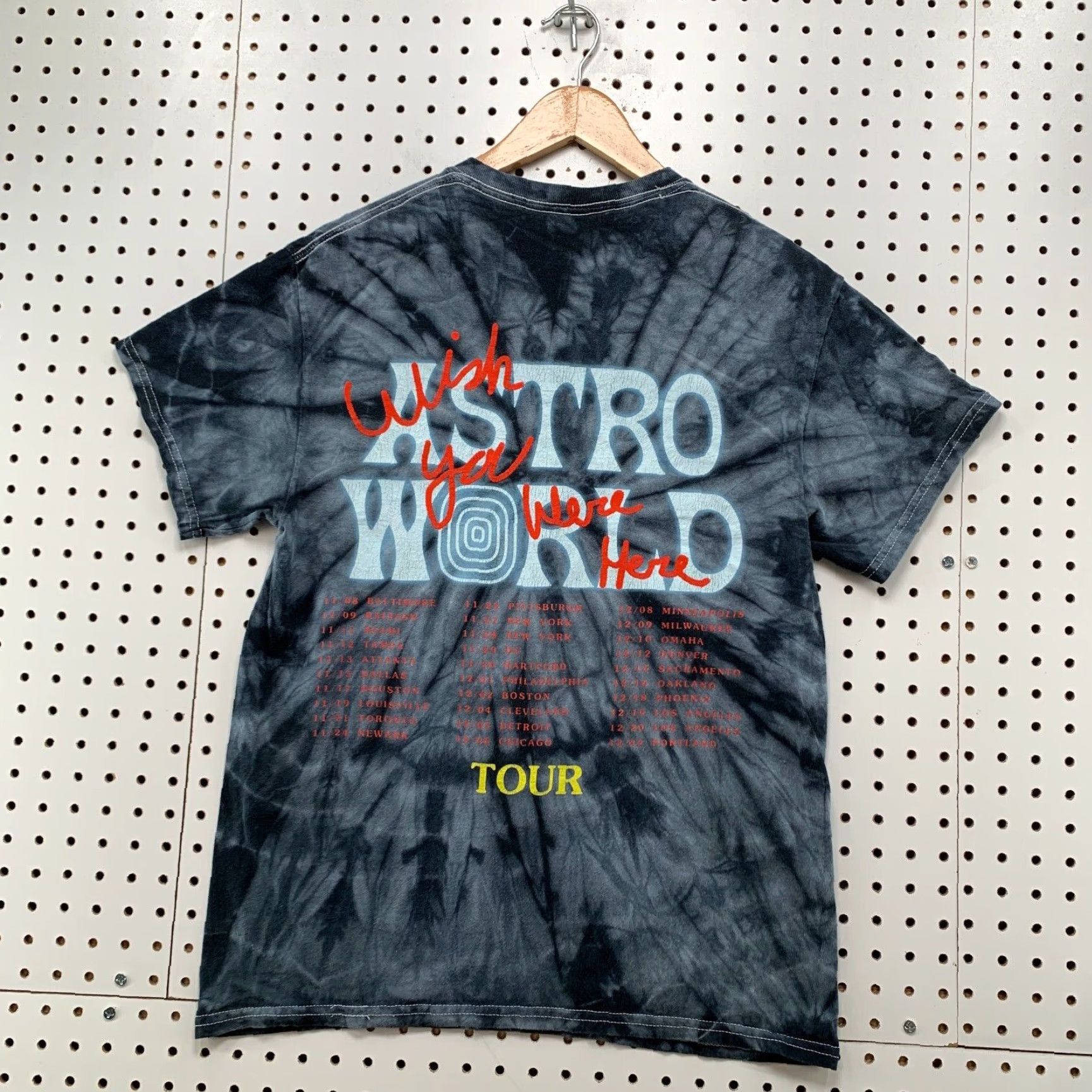 Travis Scott Travis Scott Astro World T-Shirt Mens Small Crew Neck Black Tie Dye 90s Hip Hop RAP Band Concert Merch Mens Size US S / EU 44-46 / 1 - 2 Thumbnail