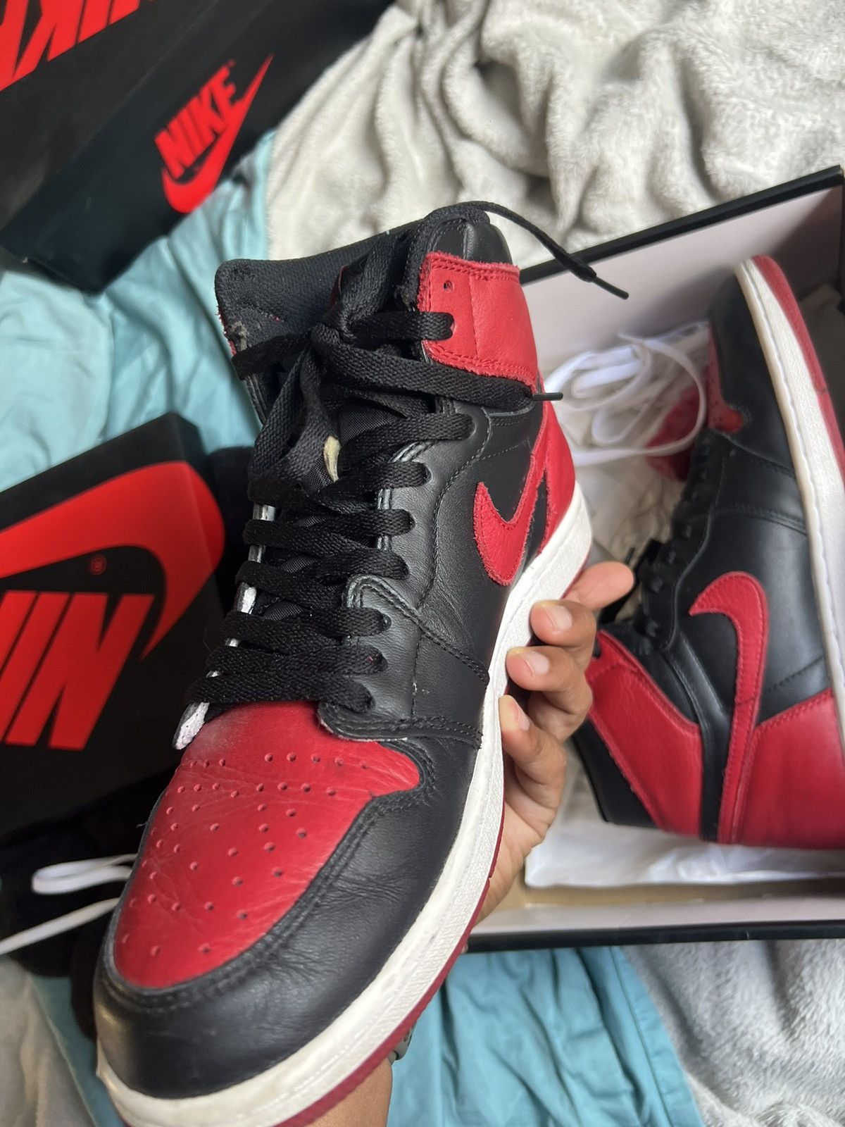 Jordan Brand × Nike Nike Jordan 1 Air Bred Banned 2016 Size US 10.5 / EU 43-44 - 3 Thumbnail