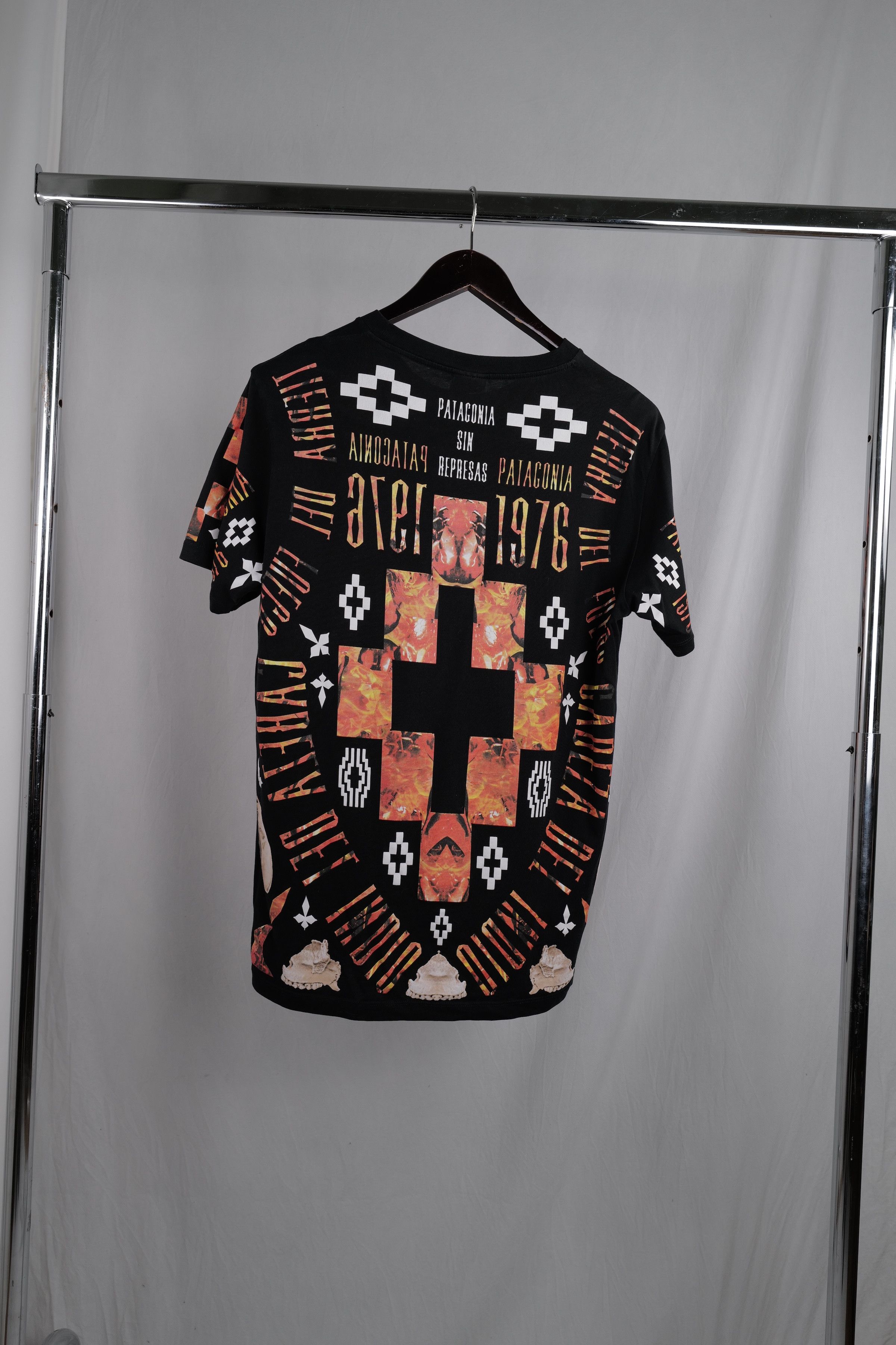 Marcelo Burlon Marcelo Burlon T-Shirt Size US M / EU 48-50 / 2 - 7 Thumbnail