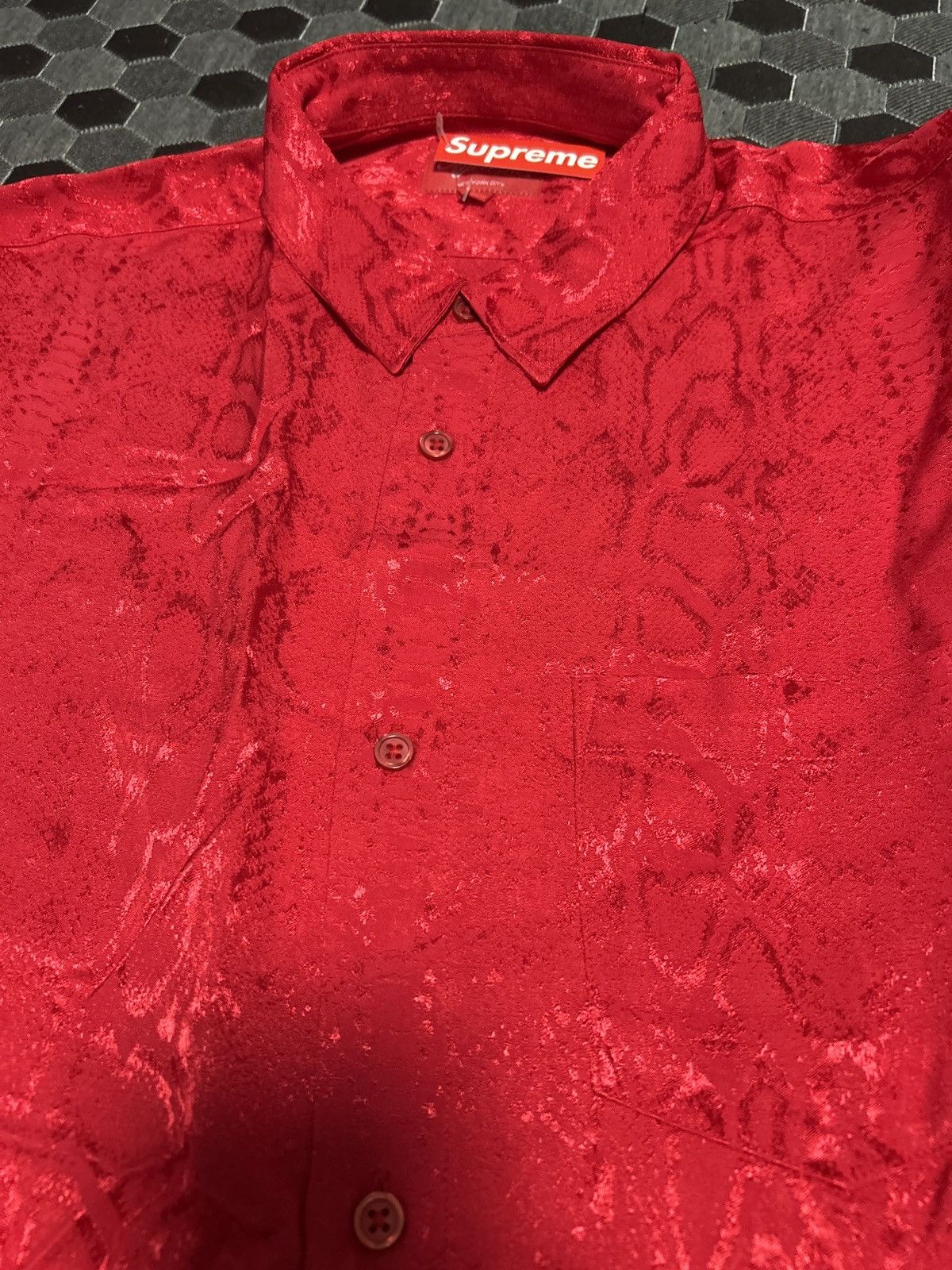 Supreme Supreme snakeskin Size US L / EU 52-54 / 3 - 2 Thumbnail