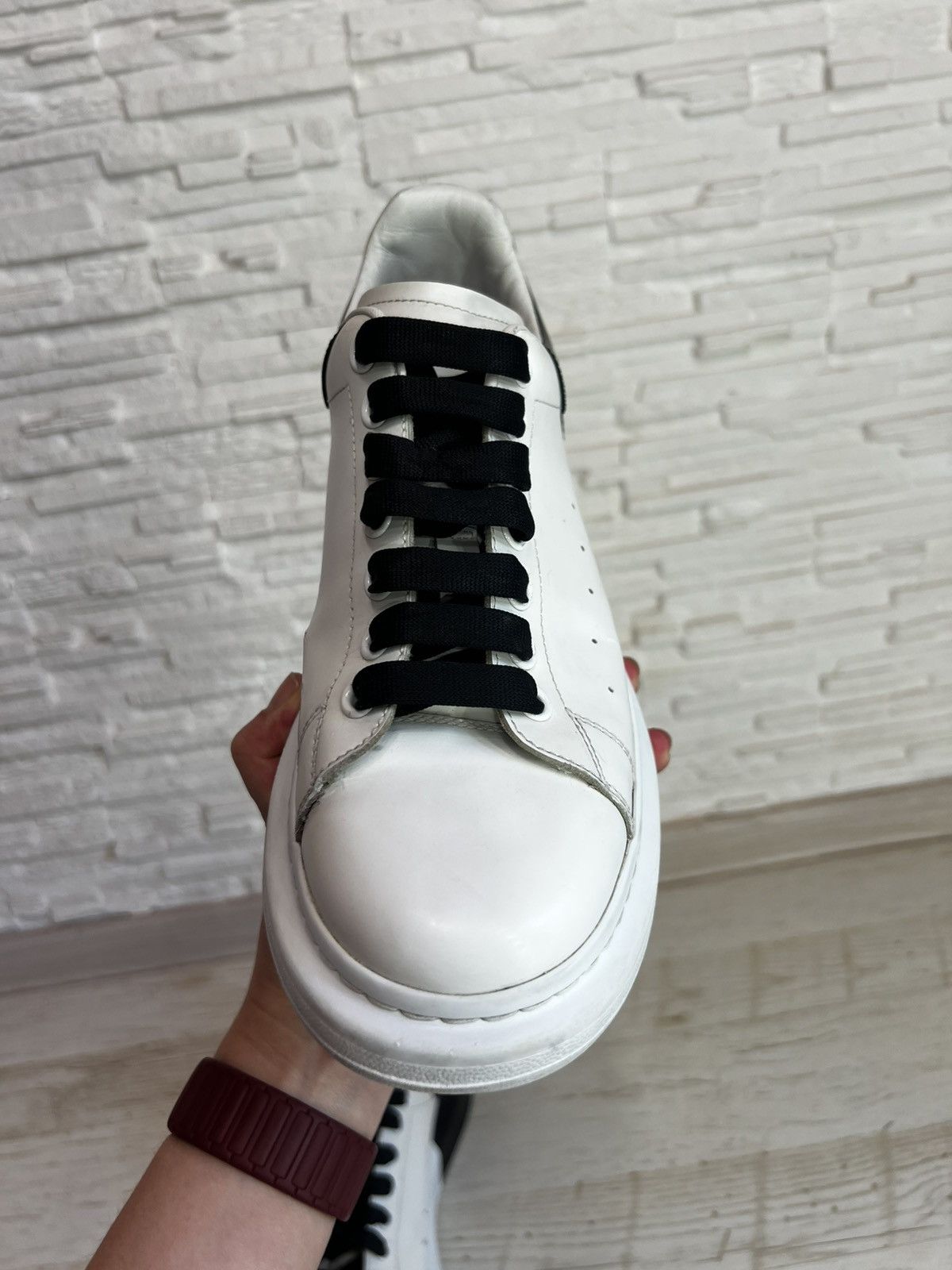 Alexander McQueen Alexander McQueen Oversized Leather Sneakers Size 42 Size US 9 / EU 42 - 11 Thumbnail