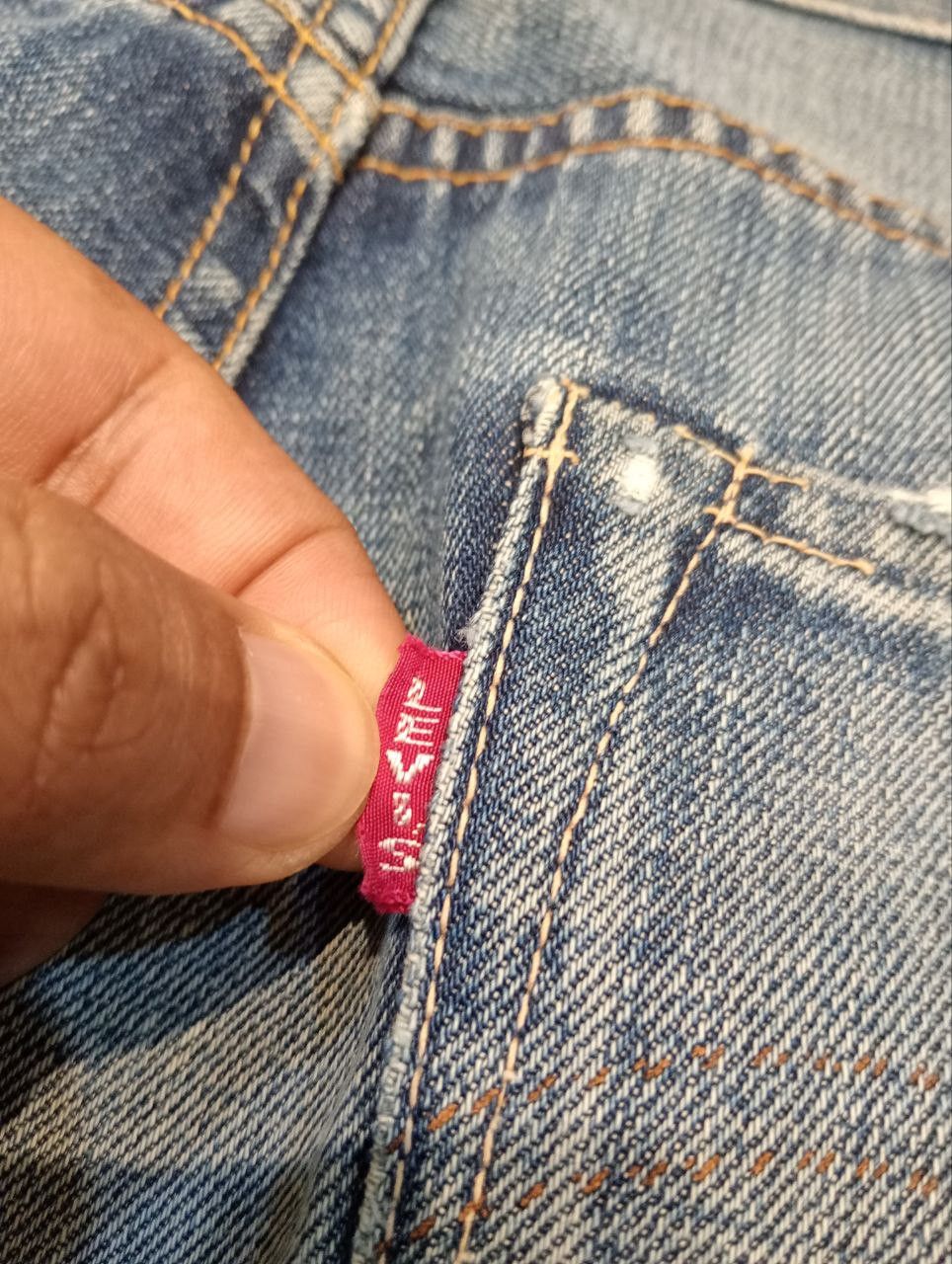 Levi's Vintage Clothing VINTAGE LEVI'S 501 REDLINE HIDDEN RIVETS CAPITAL E JEANS Size US 30 / EU 46 - 15 Thumbnail