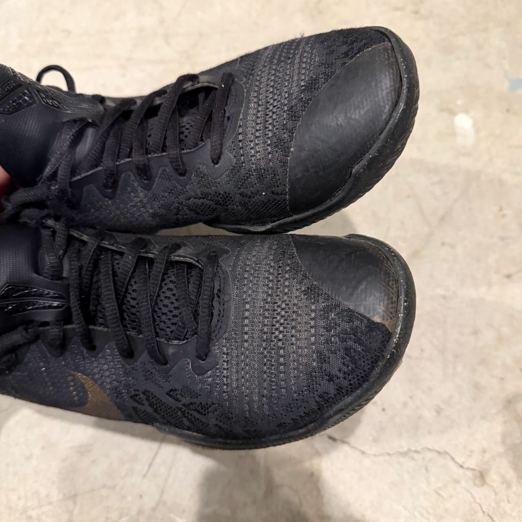 Nike VINTAGE Nike Kobe Mamba Rage Gold Stars 908972-099 Mens Size 7.5 Black Size US 8 / EU 41 - 5 Thumbnail